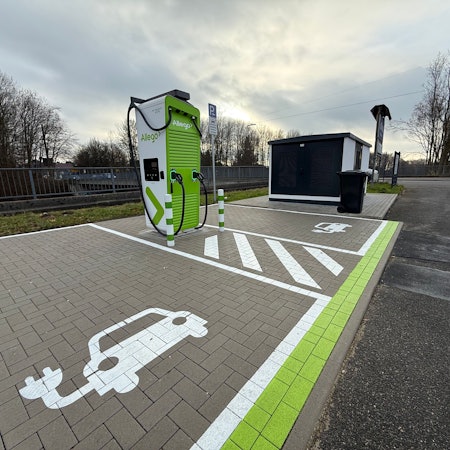 Schnellladesäulen bei Naturata in Burscheid