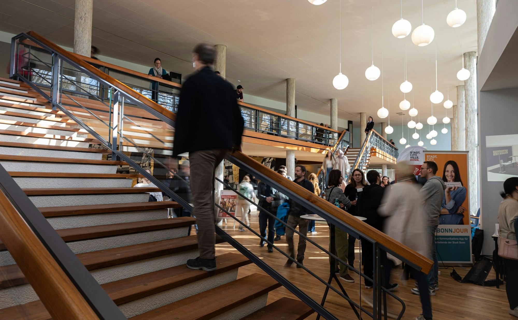 Vor der Eröffnung hatte die Stadt Bonn die Beethovenhalle bei einer Mitarbeiterversammlung einem Stresstest unterzogen.