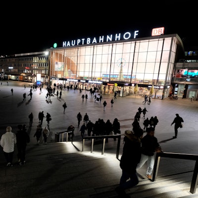 In der Silvesternacht 2015 fanden am Hauptbahnhof und vor dem Dom viele sexuelle Übergriffe statt. (Archivbild)