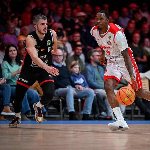 Barmer 2. Basketball Bundesliga ProA: Rheinstars Köln vs. SBB Baskets Wolmirstedt, 10.11.2025 Cedric Cezell Russell Jr. RheinStarsKöln 0, Barmer 2. Basketball Bundesliga ProA: Rheinstars Köln vs. SBB Baskets Wolmirstedt am 10.11.2025 in der Motorworld Köln in Koeln Nordrhein-Westfalen *** Barmer 2 Basketball Bundesliga ProA Rheinstars Köln vs SBB Baskets Wolmirstedt, 10 11 2025 Cedric Cezell Russell Jr RheinStarsKöln 0 , Barmer 2 Basketball Bundesliga ProA Rheinstars Köln vs SBB Baskets Wolmirstedt on 10 11 2025 at Motorworld Köln in Cologne North Rhine-Westphalia Copyright: xBEAUTIFULxSPORTS/Mueller-Laschetx