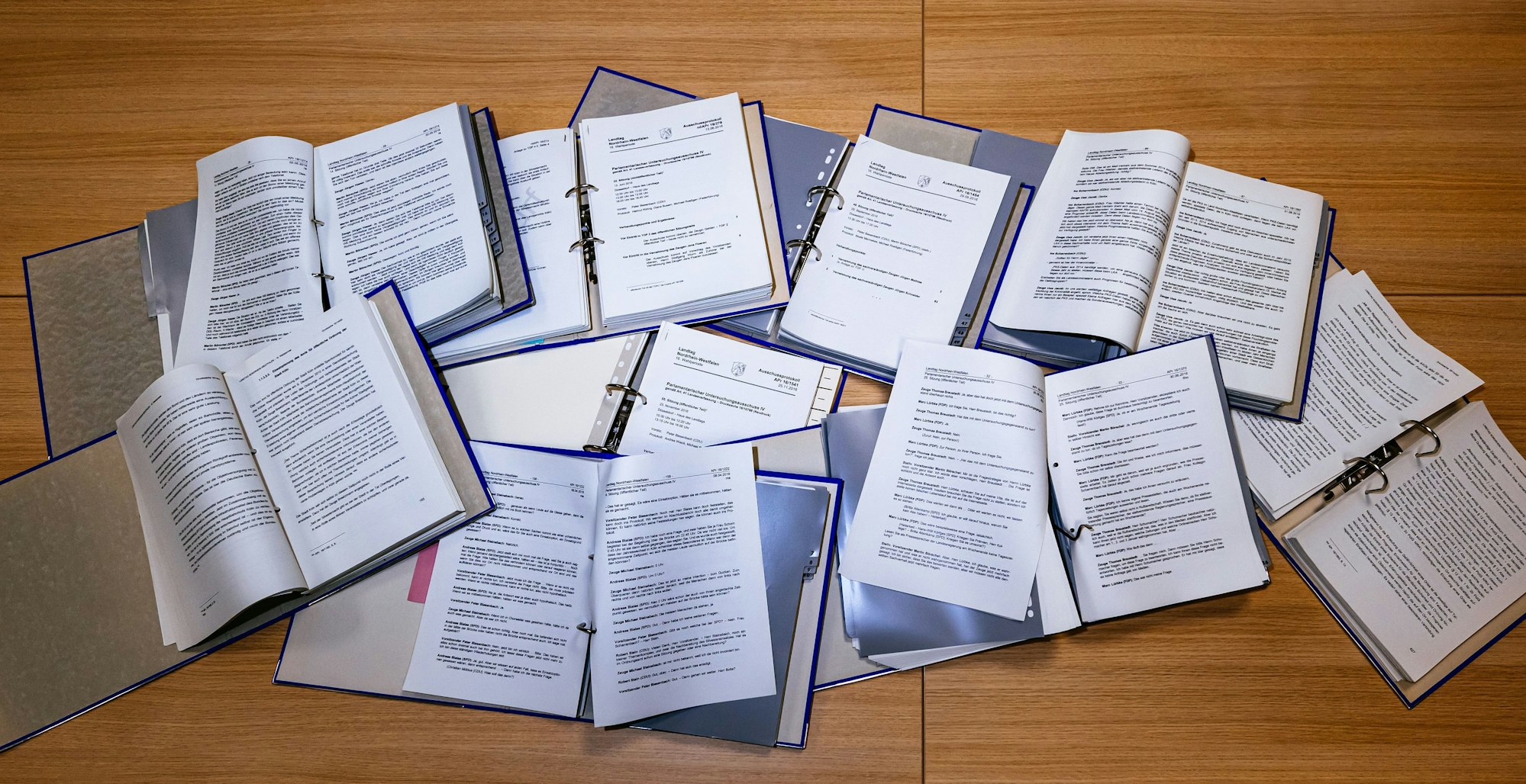 Die Protokolle des Untersuchungsausschusses des NRW-Landtages.