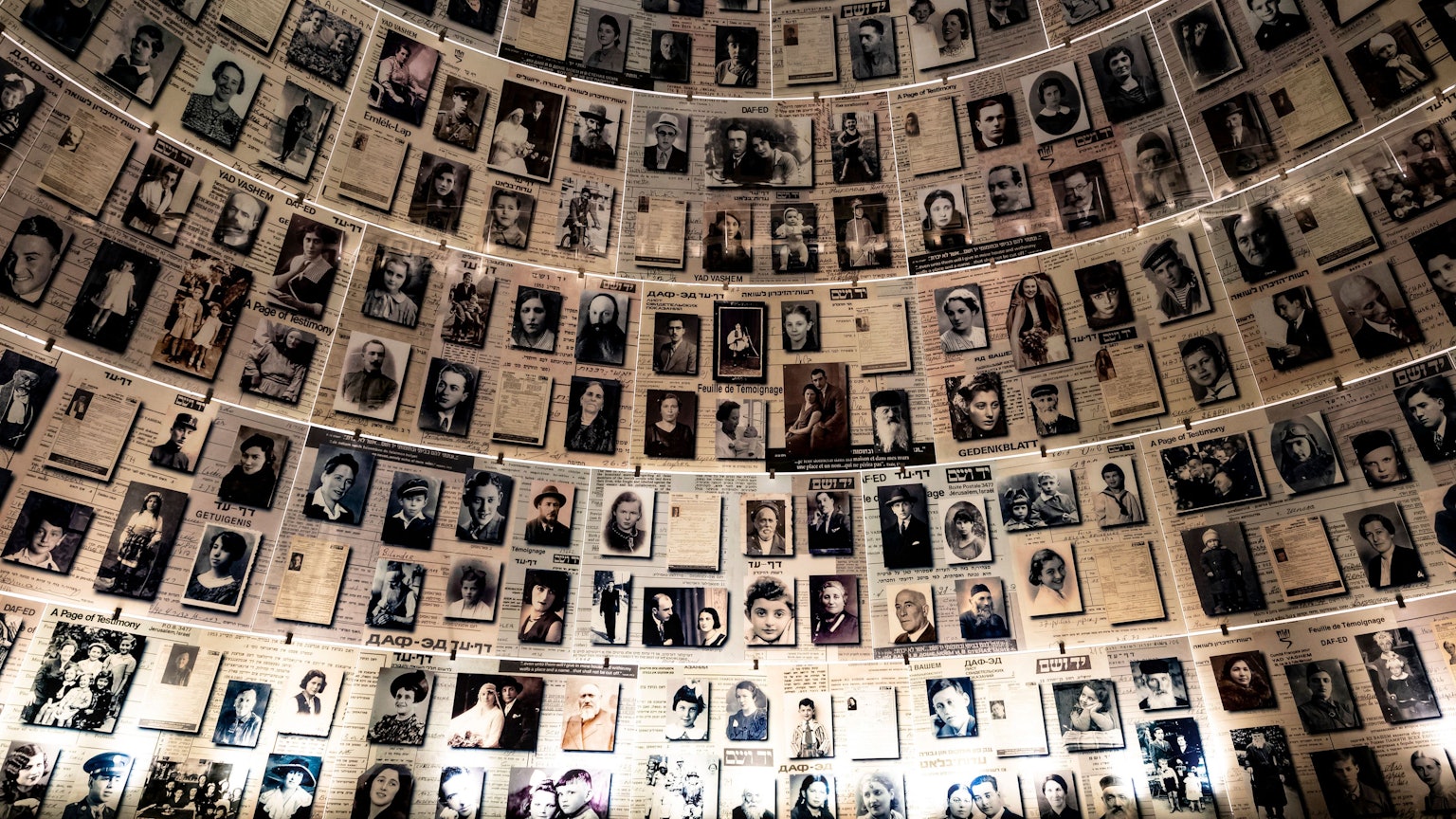Die Halle der Namen in der Holocaust-Gedenkstätte Yad Vashem in Jerusalem
