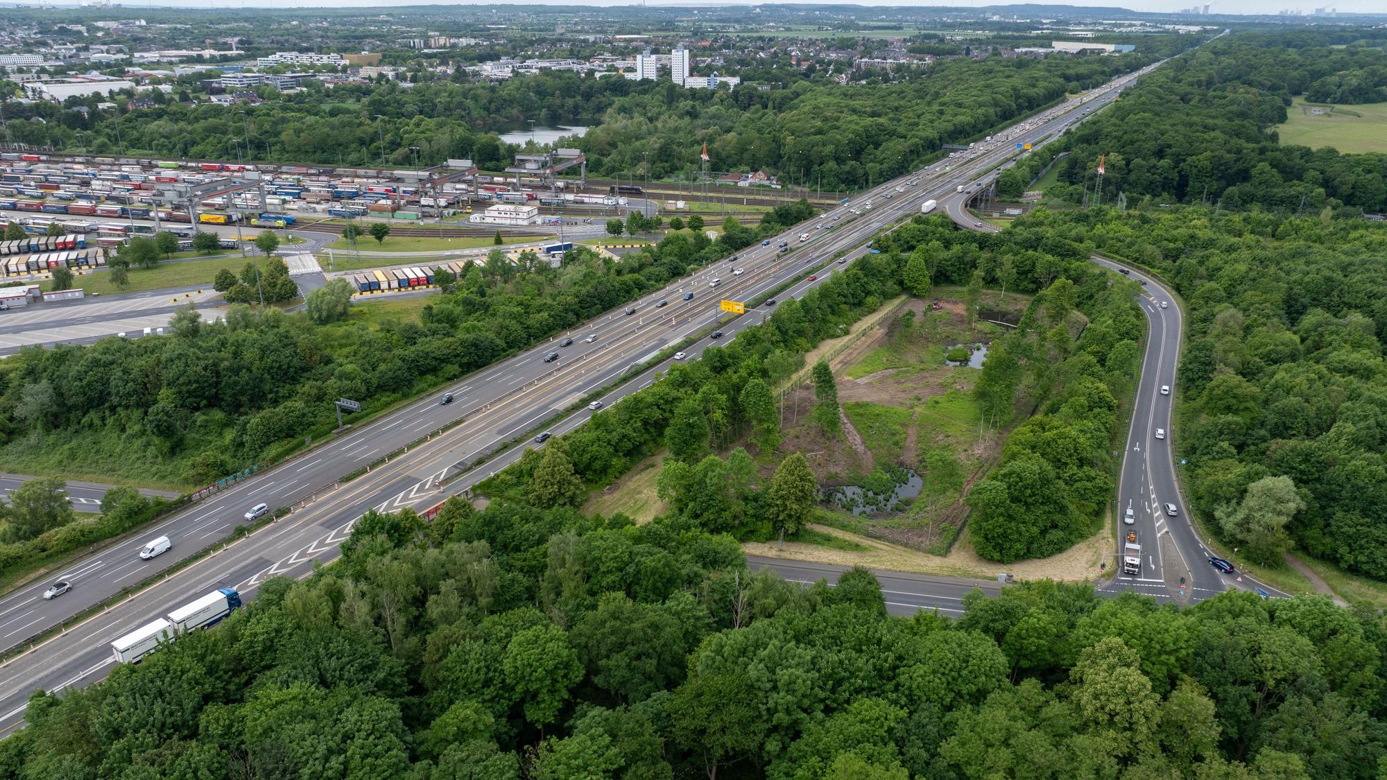 Blick auf die Anschlussstelle Eifeltor an der A4. (Archivbild)