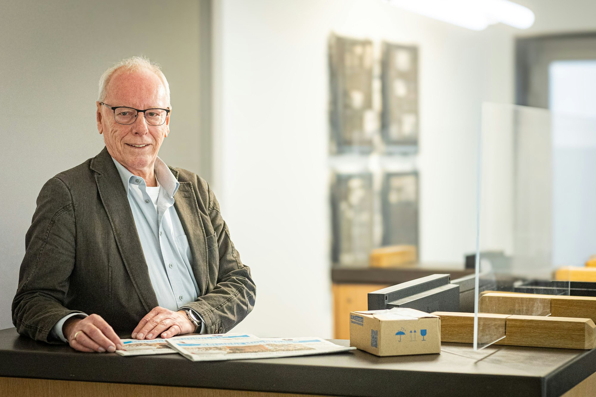 Uwe Sölla an seinem Arbeitsplatz.