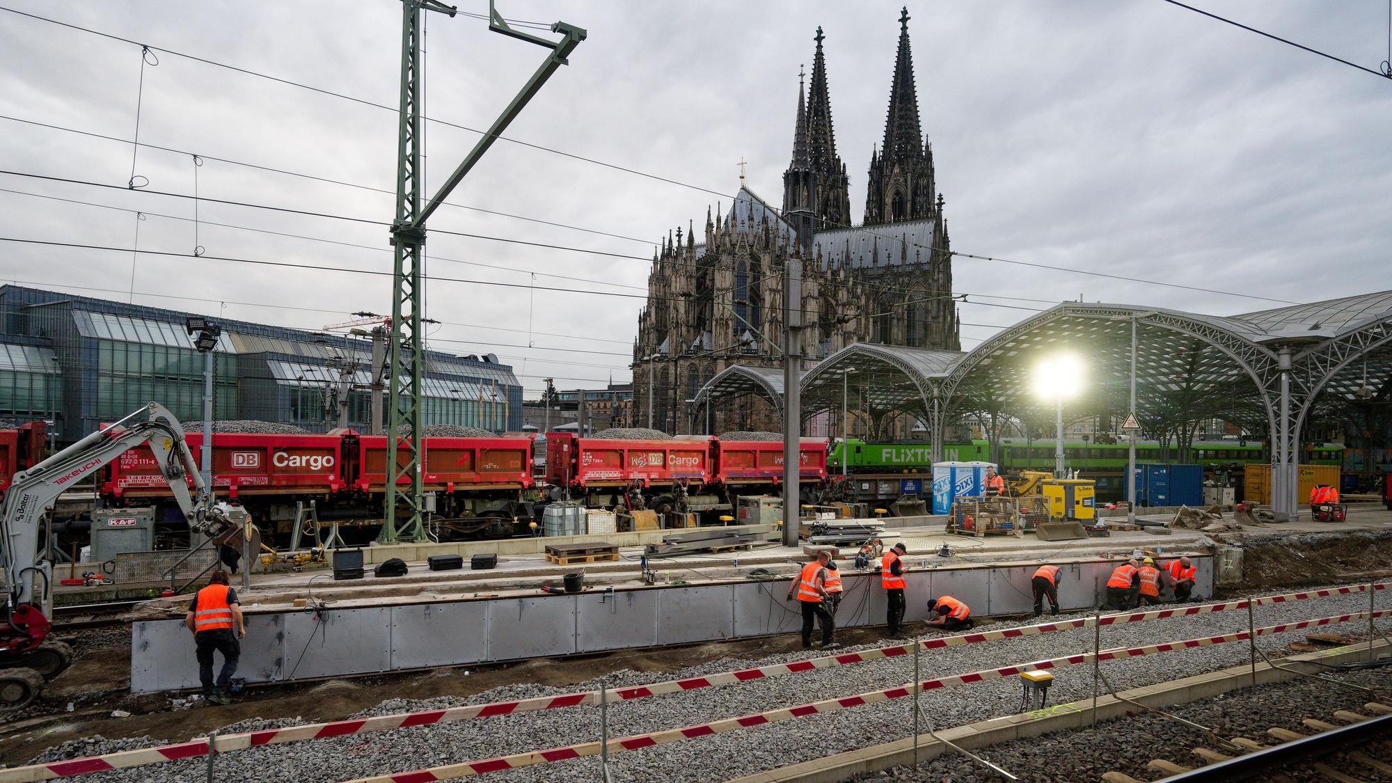 Bauarbeiten im Kölner Hauptbahnhof.