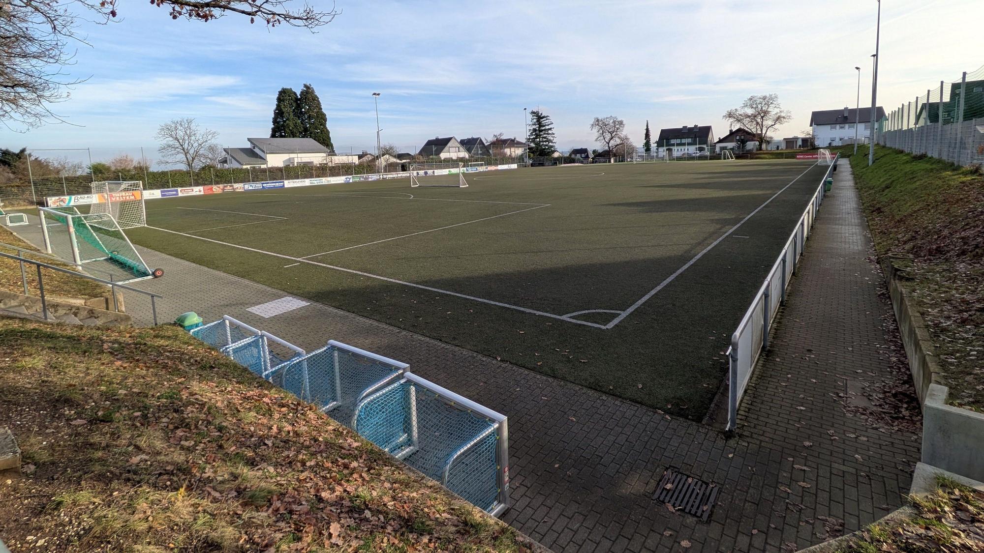 Auch der Sportplatz in Oedekoven, den sich der SV Blau Weiß Oedekoven und der SV Germania Impekoven teilen, soll saniert werden.