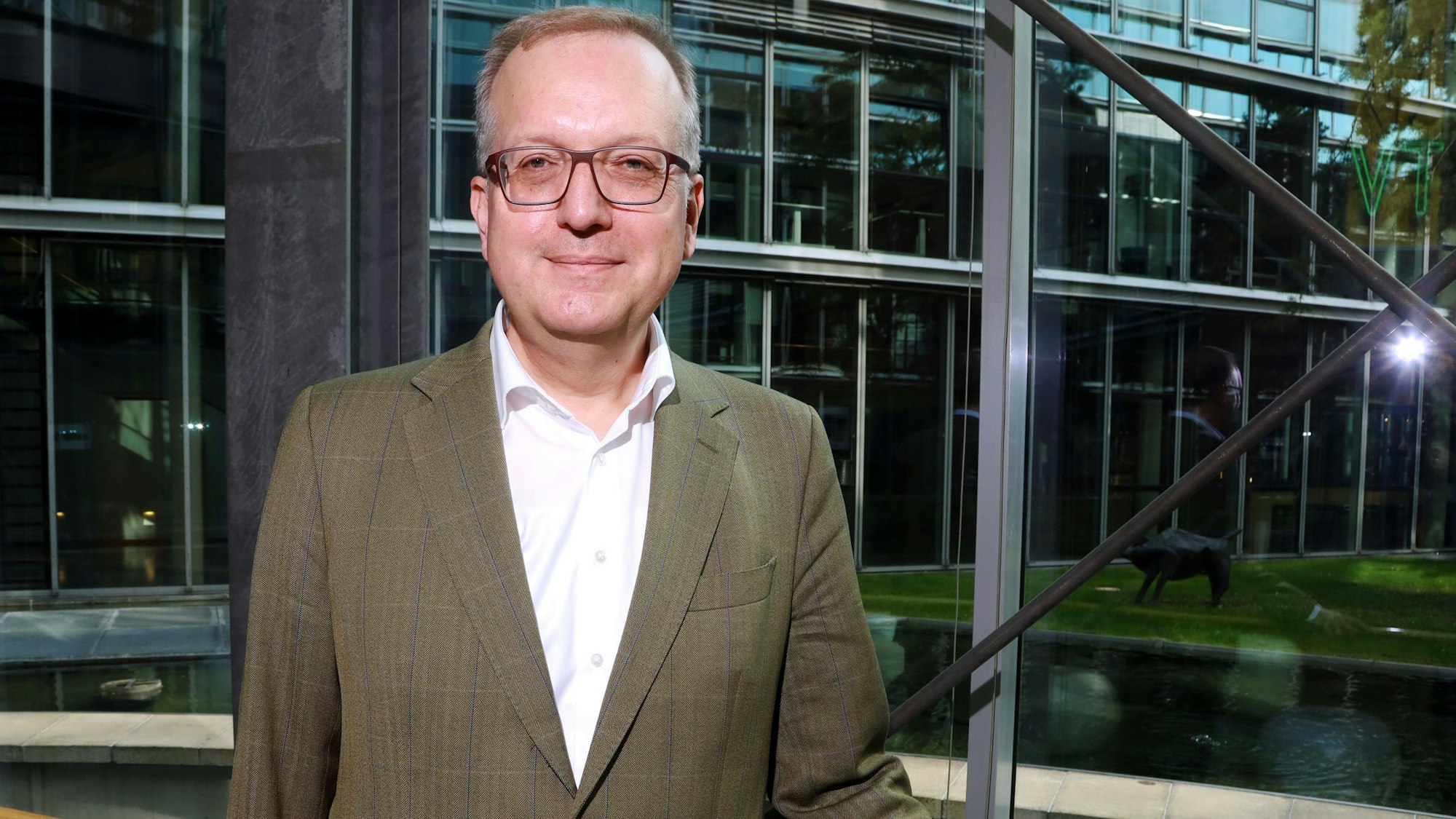 29.09.2025, Köln: Zu Gast im Podcast Studio von Sarah Brasack ist Markus Ogorek. Foto: Arton Krasniqi