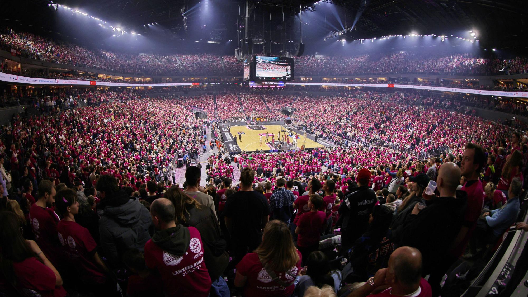 Vor der Rekordkulisse hatten die Baskets gegen die Bayern keine Chance.