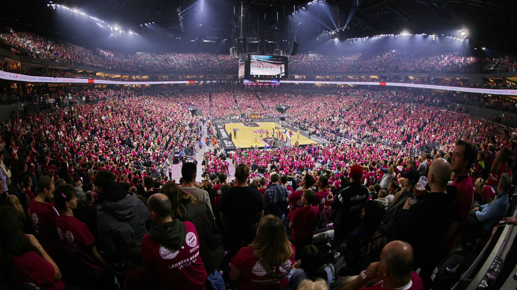 Vor der Rekordkulisse hatten die Baskets gegen die Bayern keine Chance.