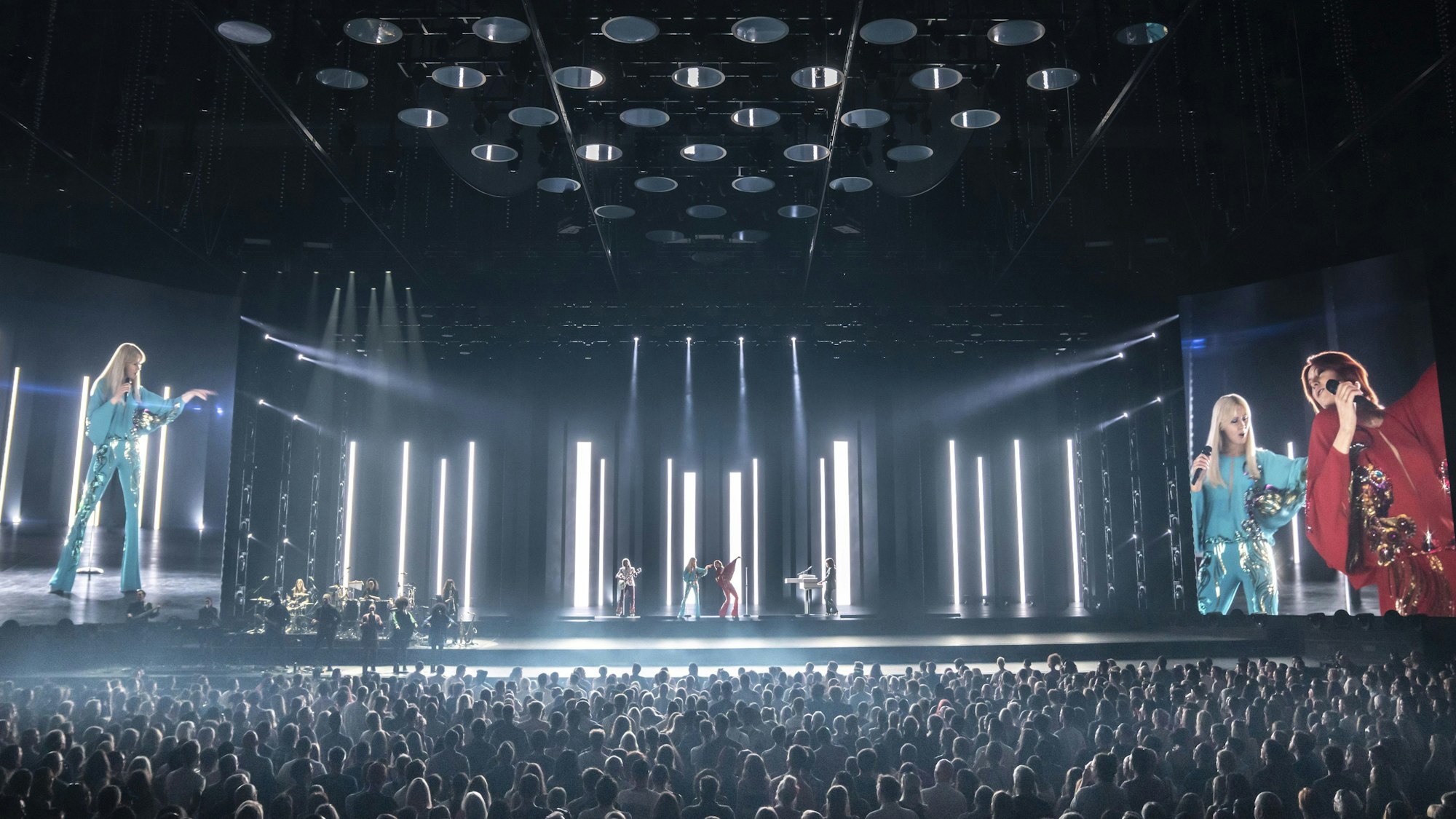 Bei der virtuellen Abba-Voyage-Show stehen animierte, digital verjüngte Versionen der Bandmitglieder von Abba auf der Bühne.