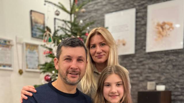 Haben viel gemeinsam erlebt: Jakiv Syromiatnykov mit seiner Frau Viktoriia und Tochter Mariia.