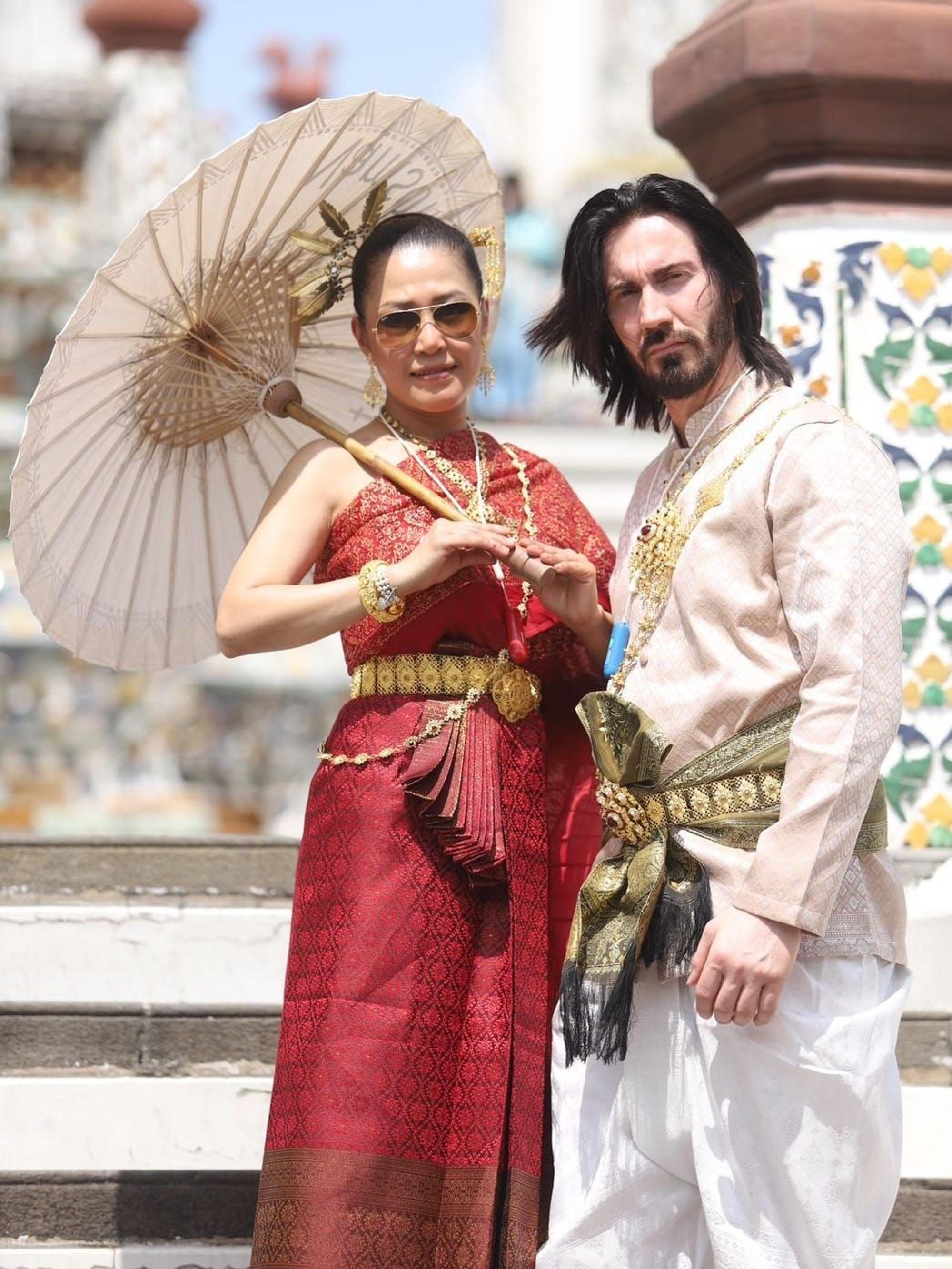 Andreas Kallies' Frau kommt aus Thailand und übersetzt für ihn dort den Kontakt mit Fans und Firmen.