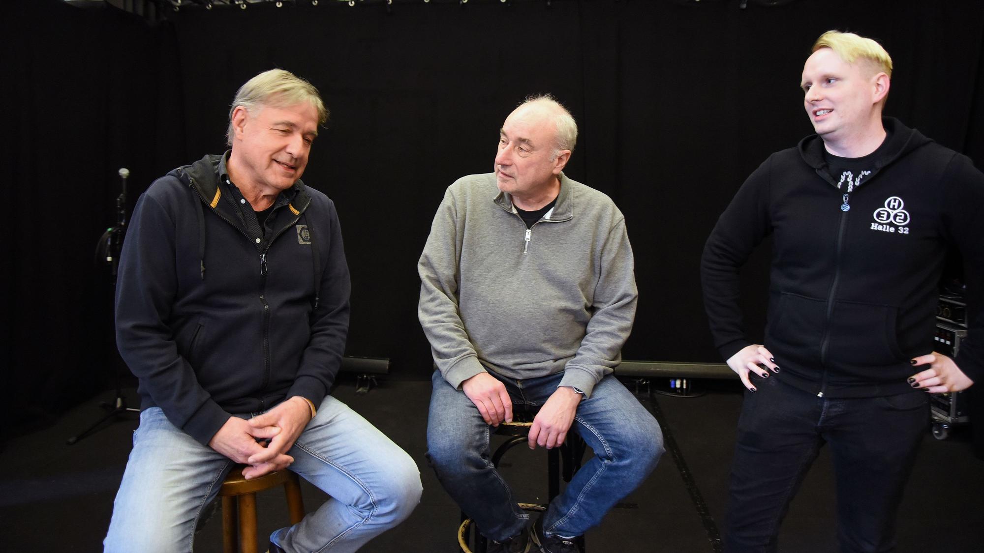 Peter Sommer, Martin Kuchejda und Bastian Ganser auf der Bühne.