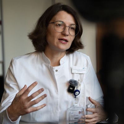 Harhaus-Wähner steht dieses Silvester am Operationstisch.