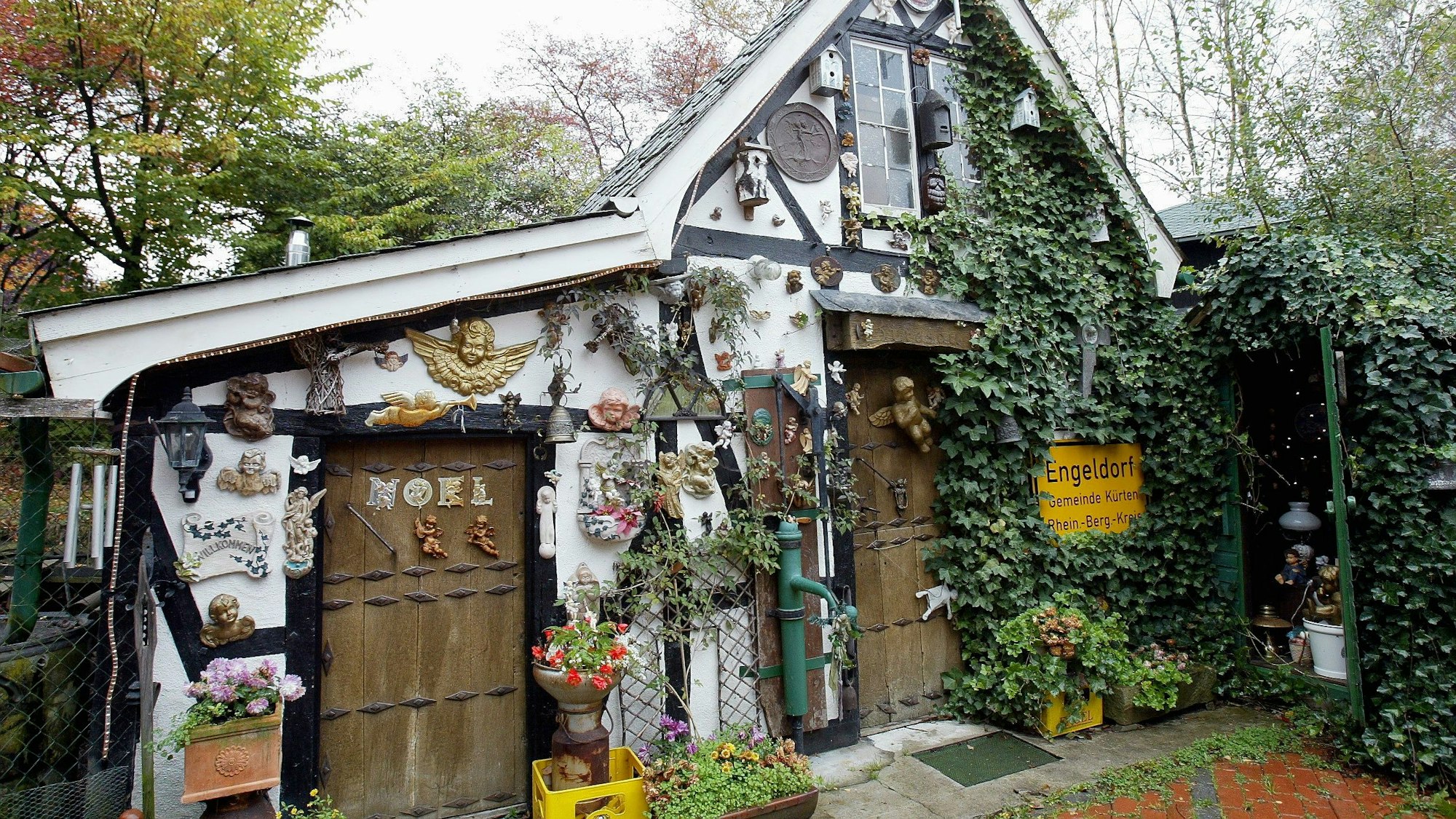 Ein Bild vom „Kürtener Engelshaus“ aus dem Jahre 2007.