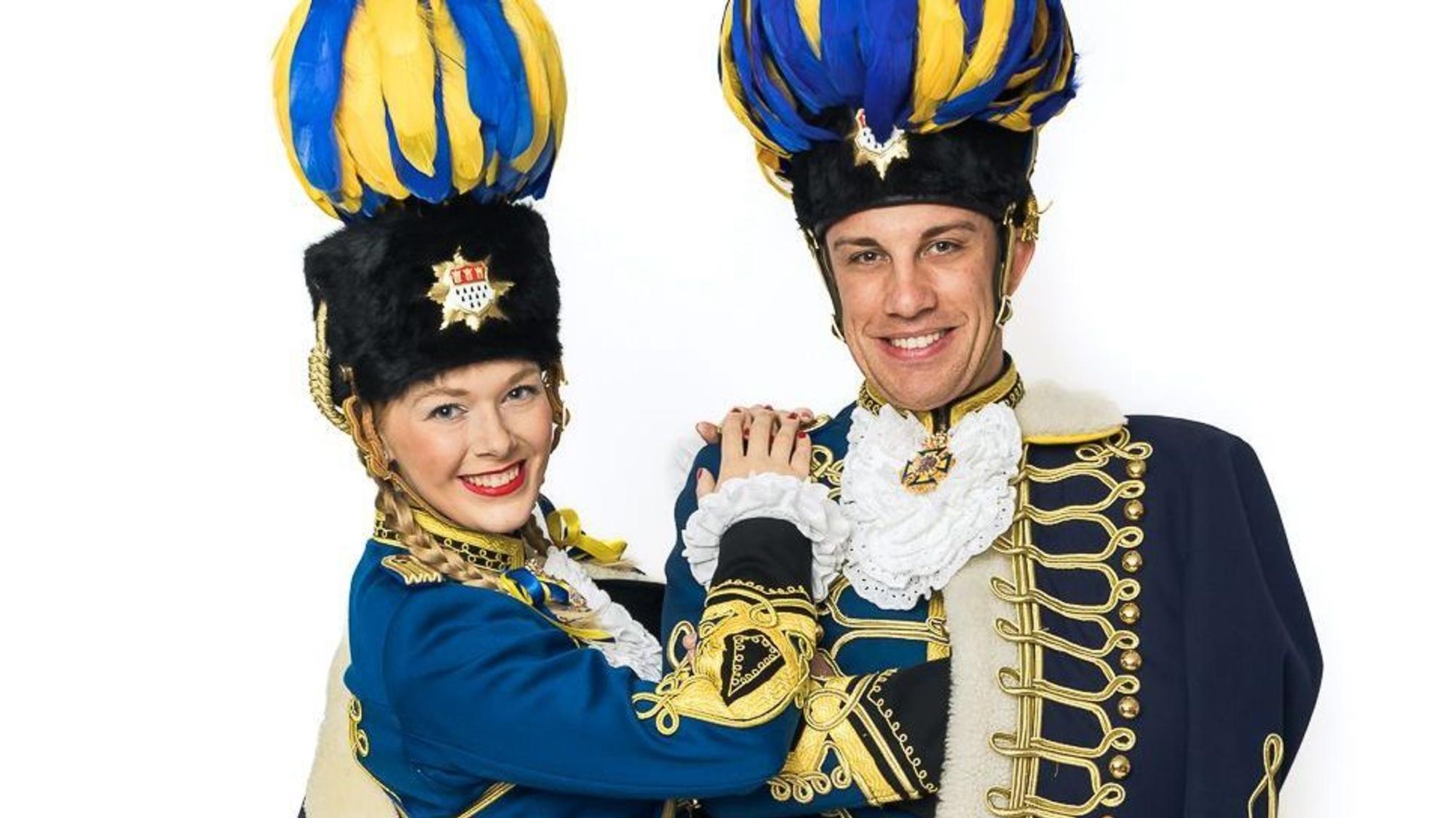 Die KG Treuer Husar - hier das Tanzpaar Lena Küpper und Julian Stockhausen - tritt bei „Ärm en Ärm“ auf, der Benefizsitzung zugunsten der Rundschau-Altenhilfe.