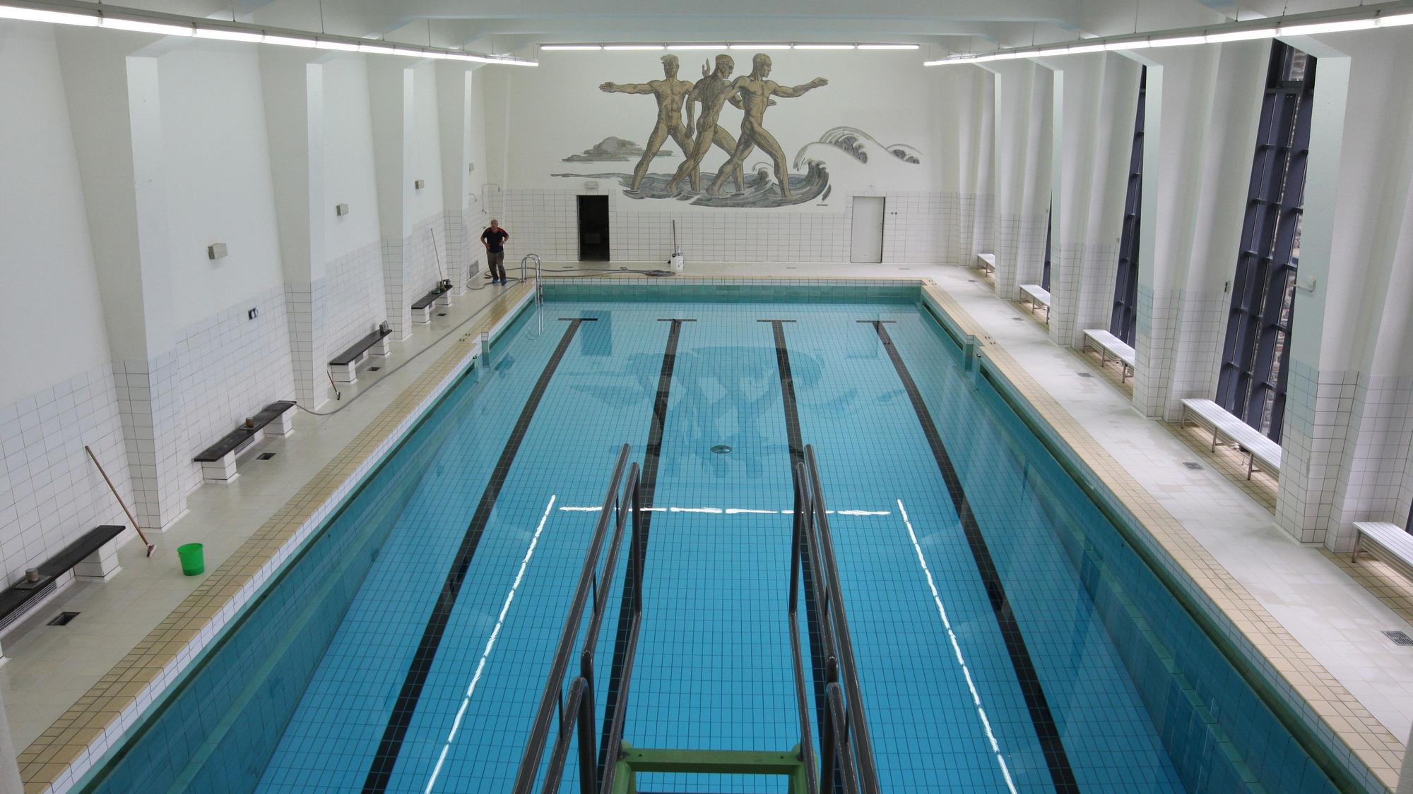 Das Schwimmbad in Vogelsang.