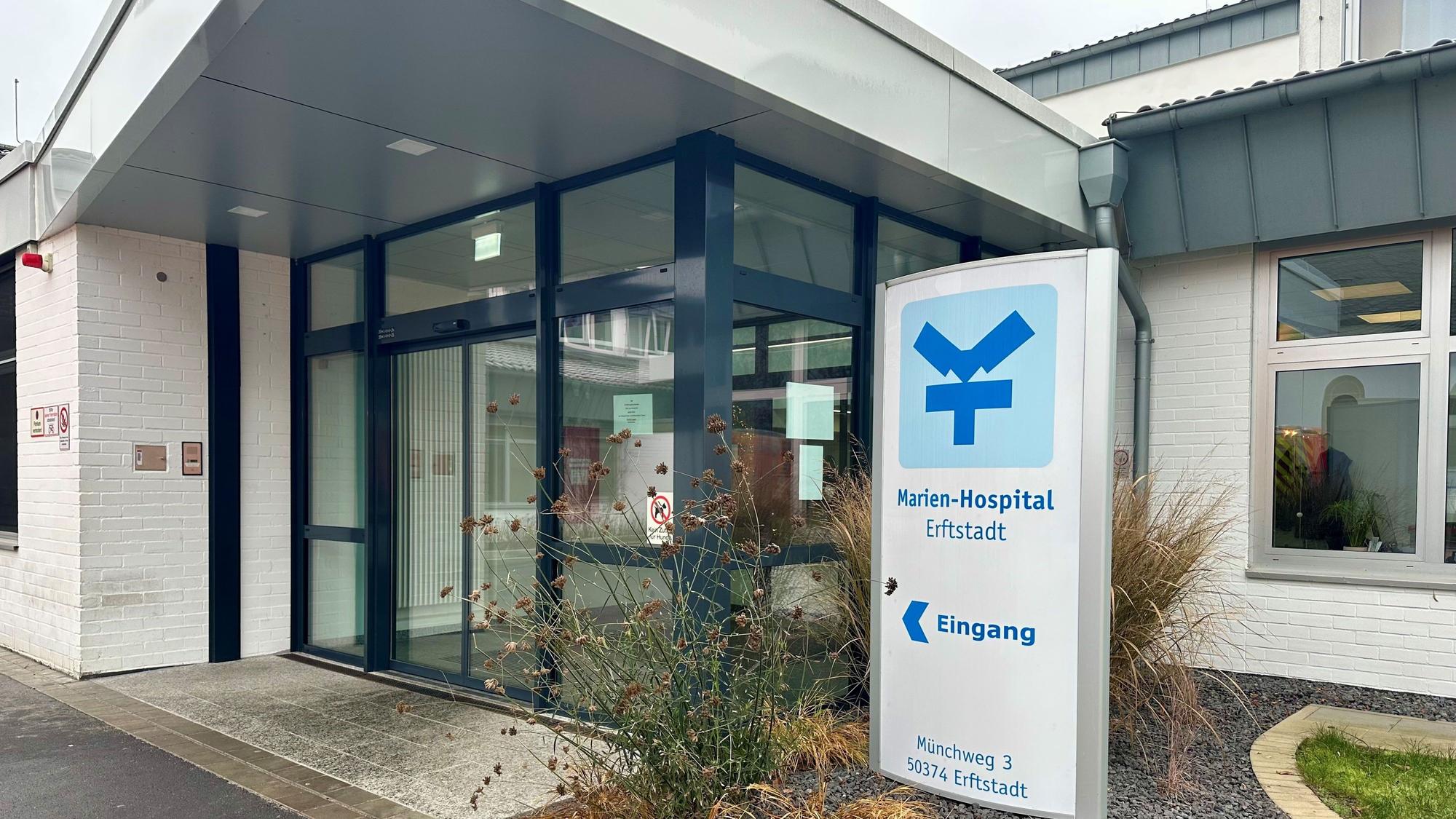 Der Eingangsbereich des Marien-Hospitals. (Archivfoto)