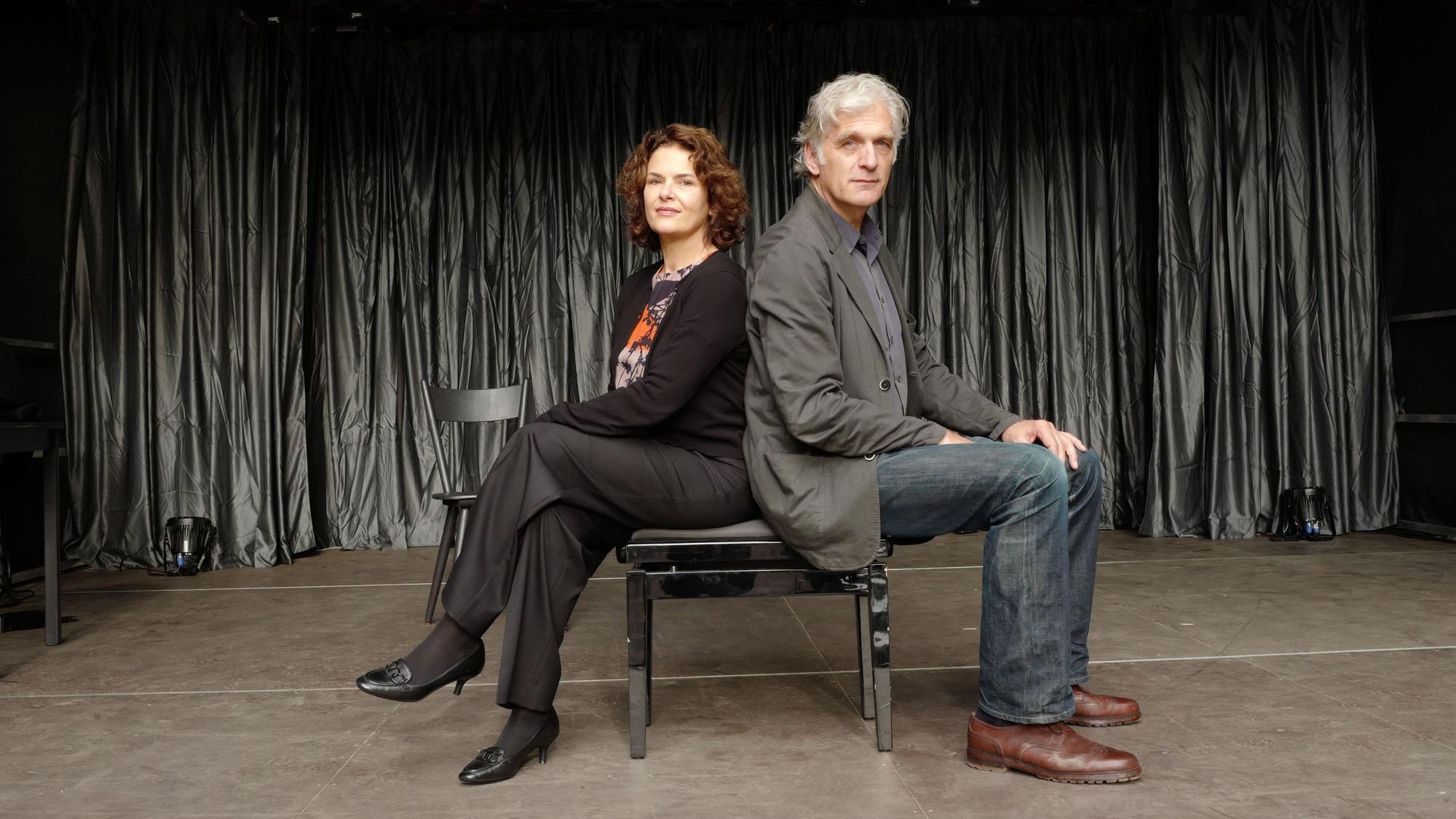 Am 6. November lesen Barbara Auer und Walter Sittler im Alexander-von-Humboldt-Gymnasium.