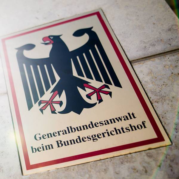 Das Bild zeigt ein Schild auf dem „Generalbundesanwalt beim Bundesgerichtshof“ steht. Foto: Christoph Schmidt/dpa