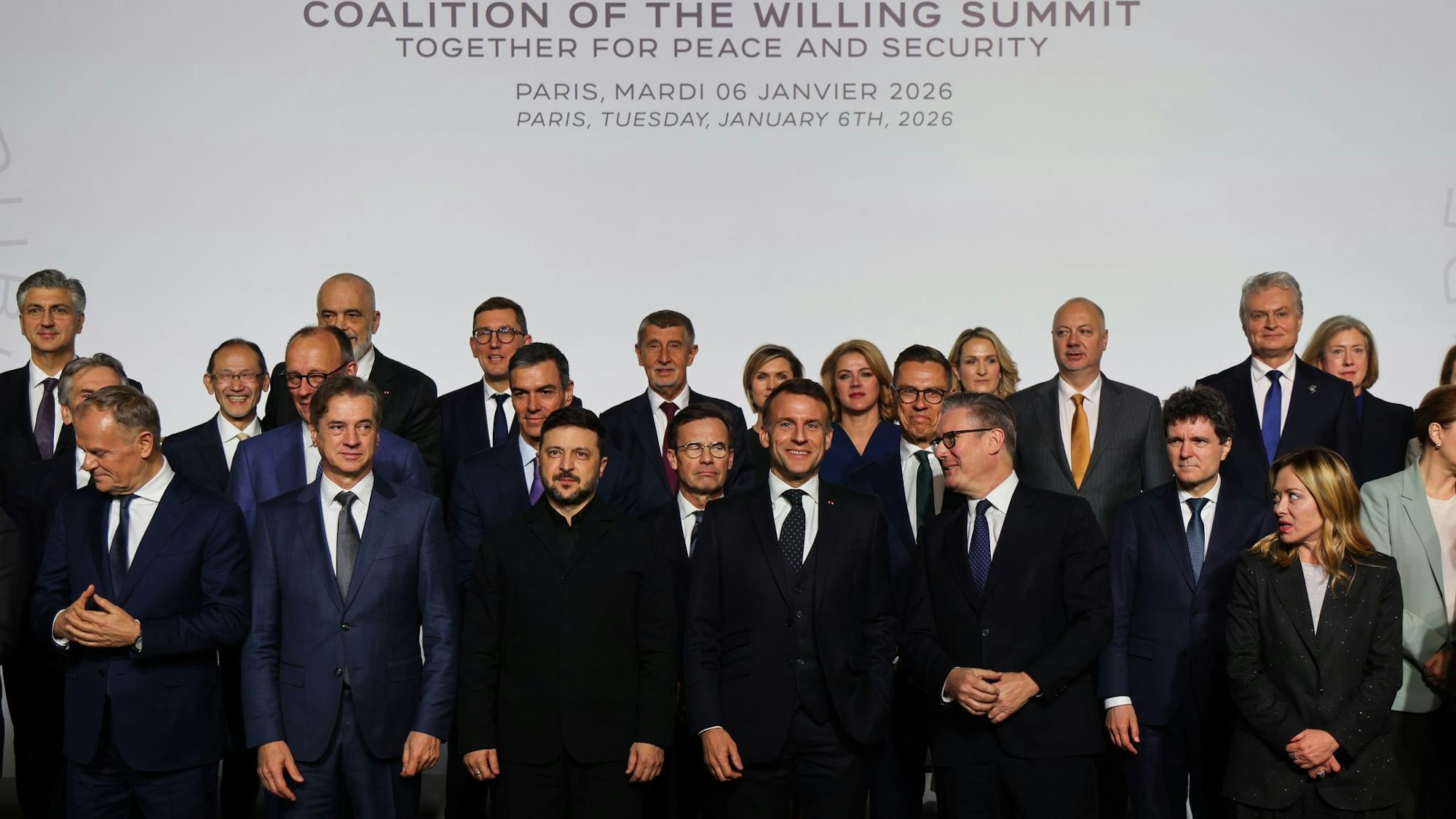 Kanzler Merz stellt eine militärische Beteiligung Deutschlands an der Absicherung eines Waffenstillstands in Aussicht.