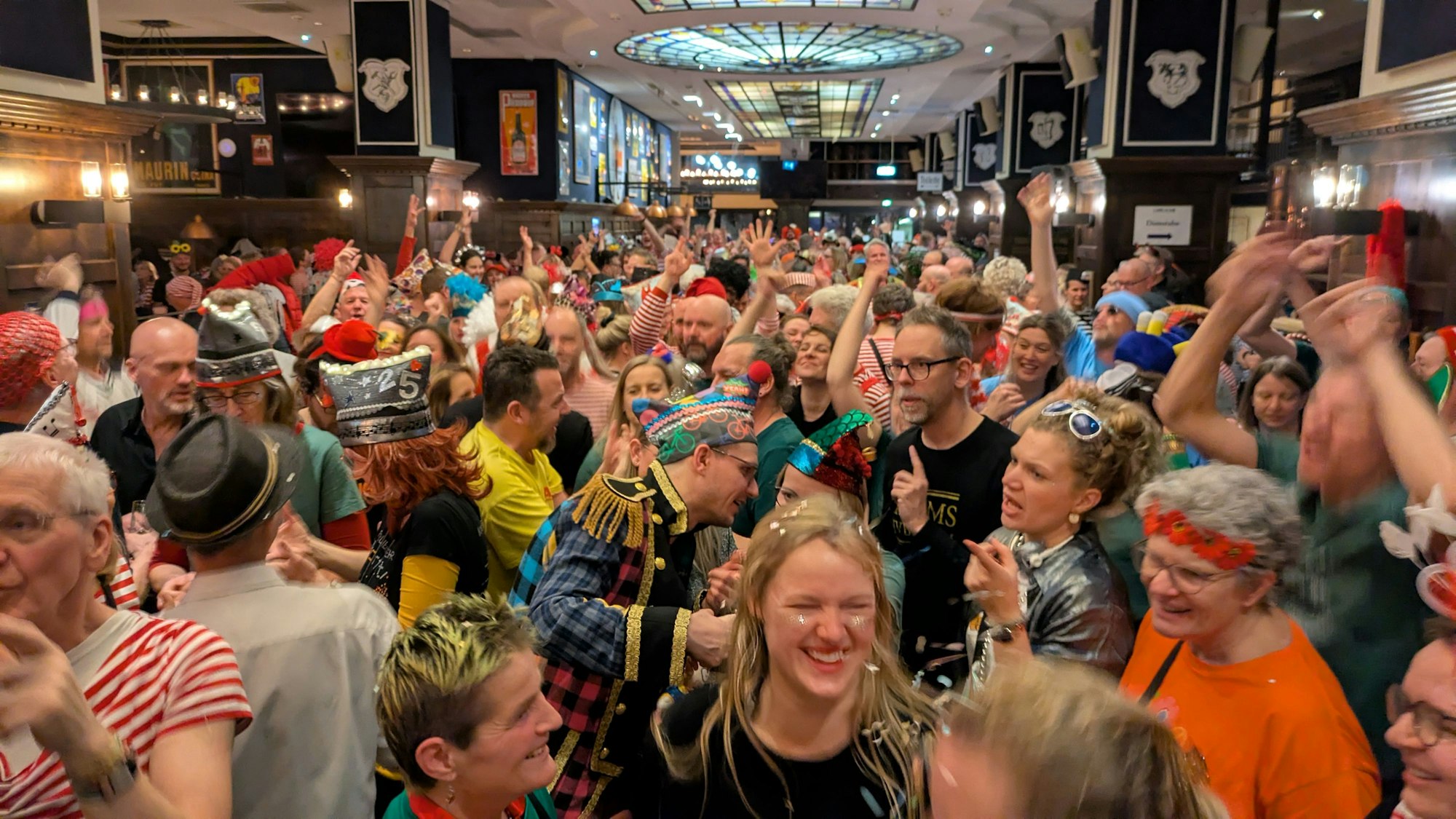 Die „Loss mer singe“-Veranstaltung im Gaffel am Dom im Februar 2025.