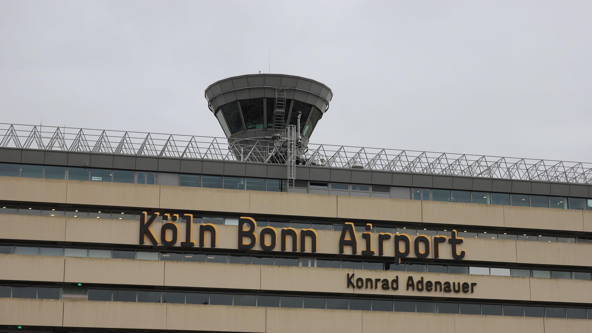 Der Flughafen Köln/Bonn: Ein Eurowings-Flug musste am Samstagabend hierher zurückkehren (Archivbild).