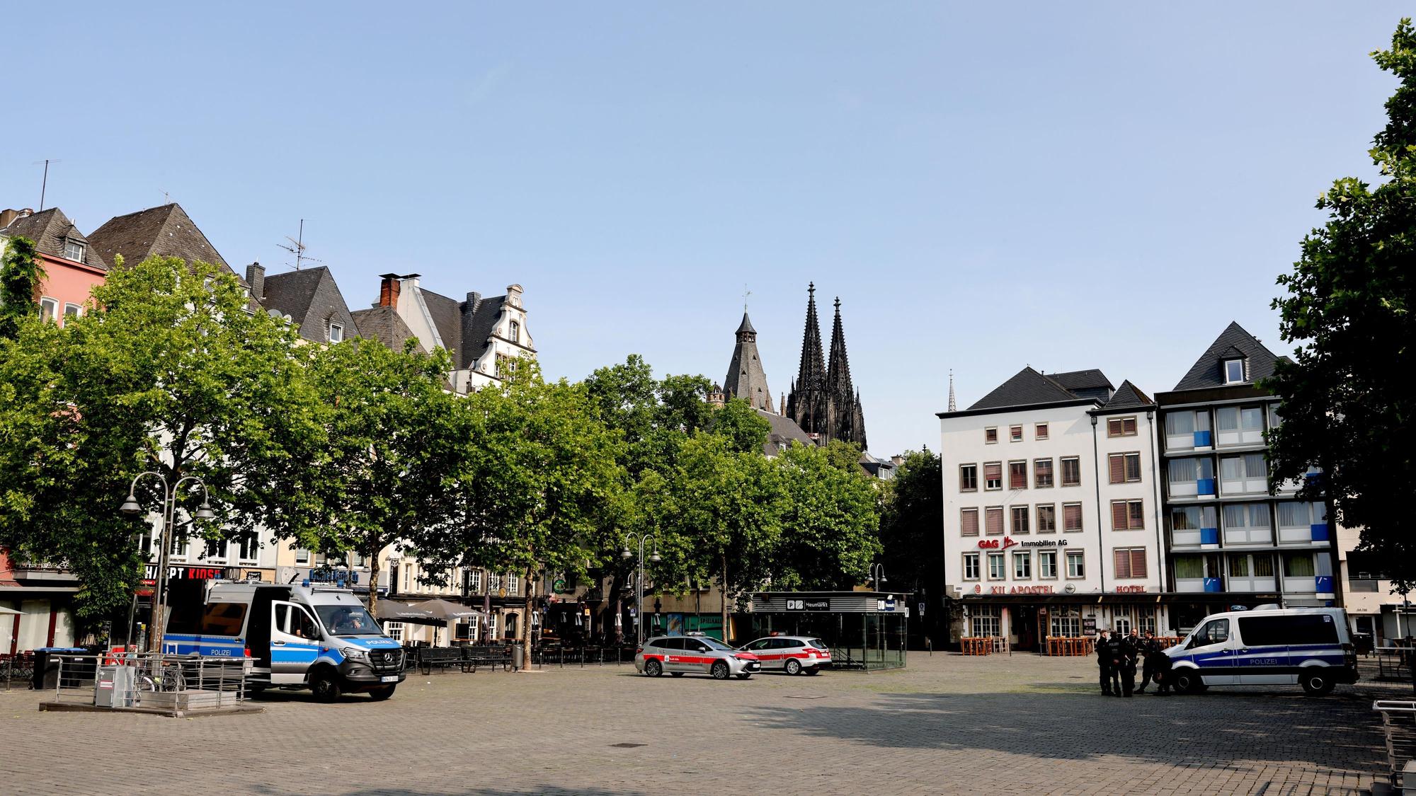 Komplett leer war der Heumarkt bei der größten Evakuierung der Nachkriegszeit in Köln im Juni 2025.