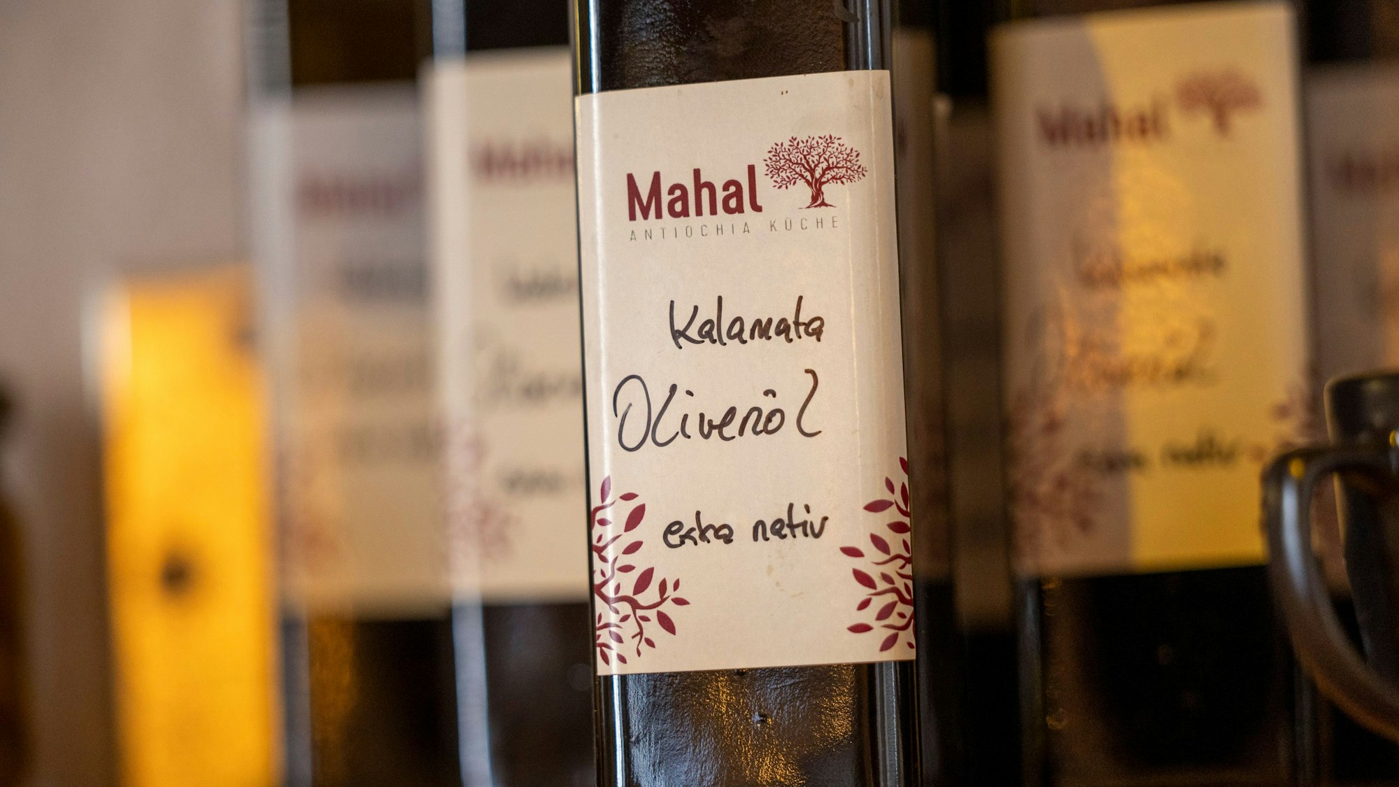 Spezialitäten aus dem Mahal Olivenöl extra nativ.