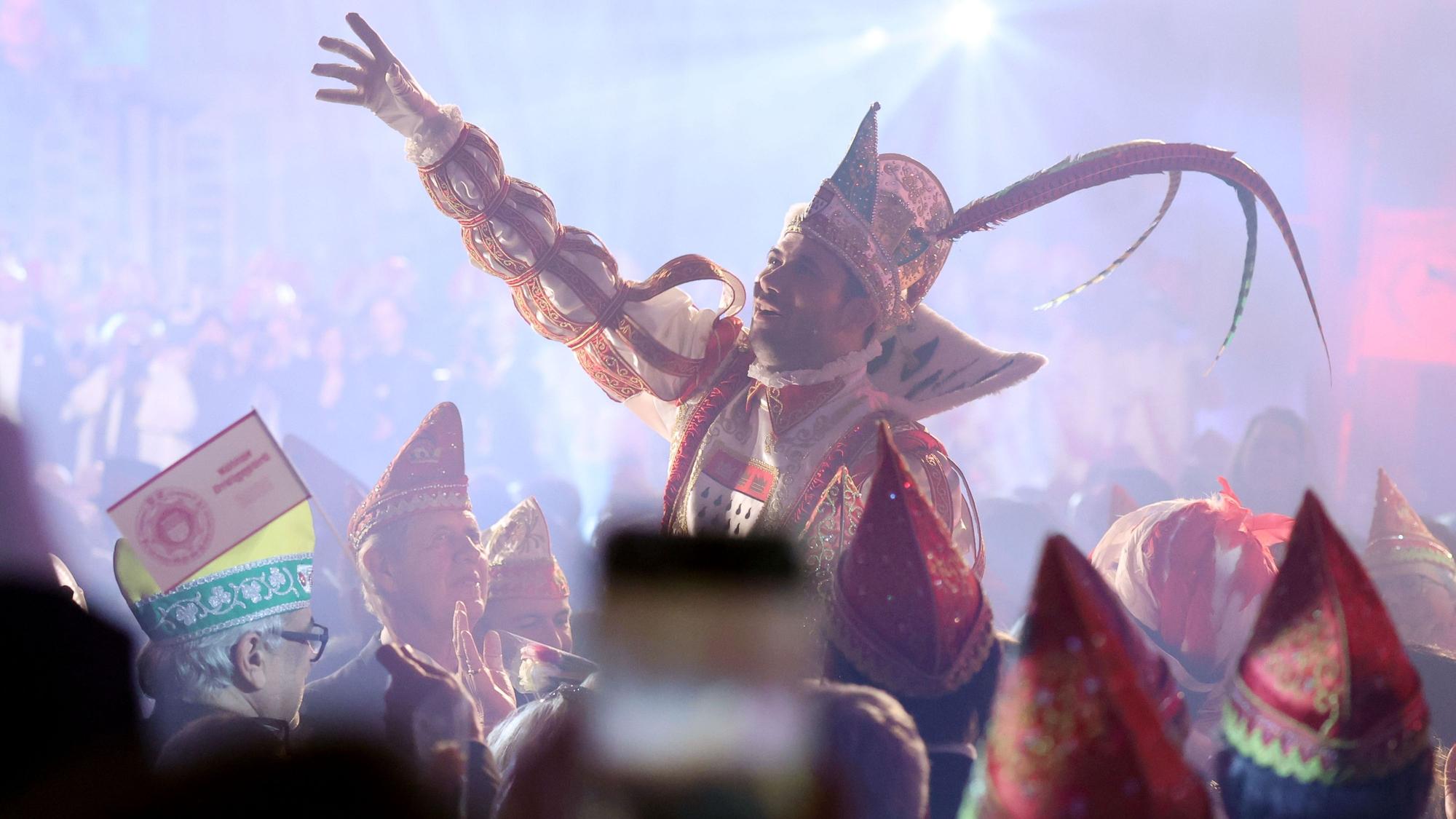 2026 wurde Prinz Niklas I. (Niklas Jüngling) bei der Proklamation im Gürzenich gefeiert.
