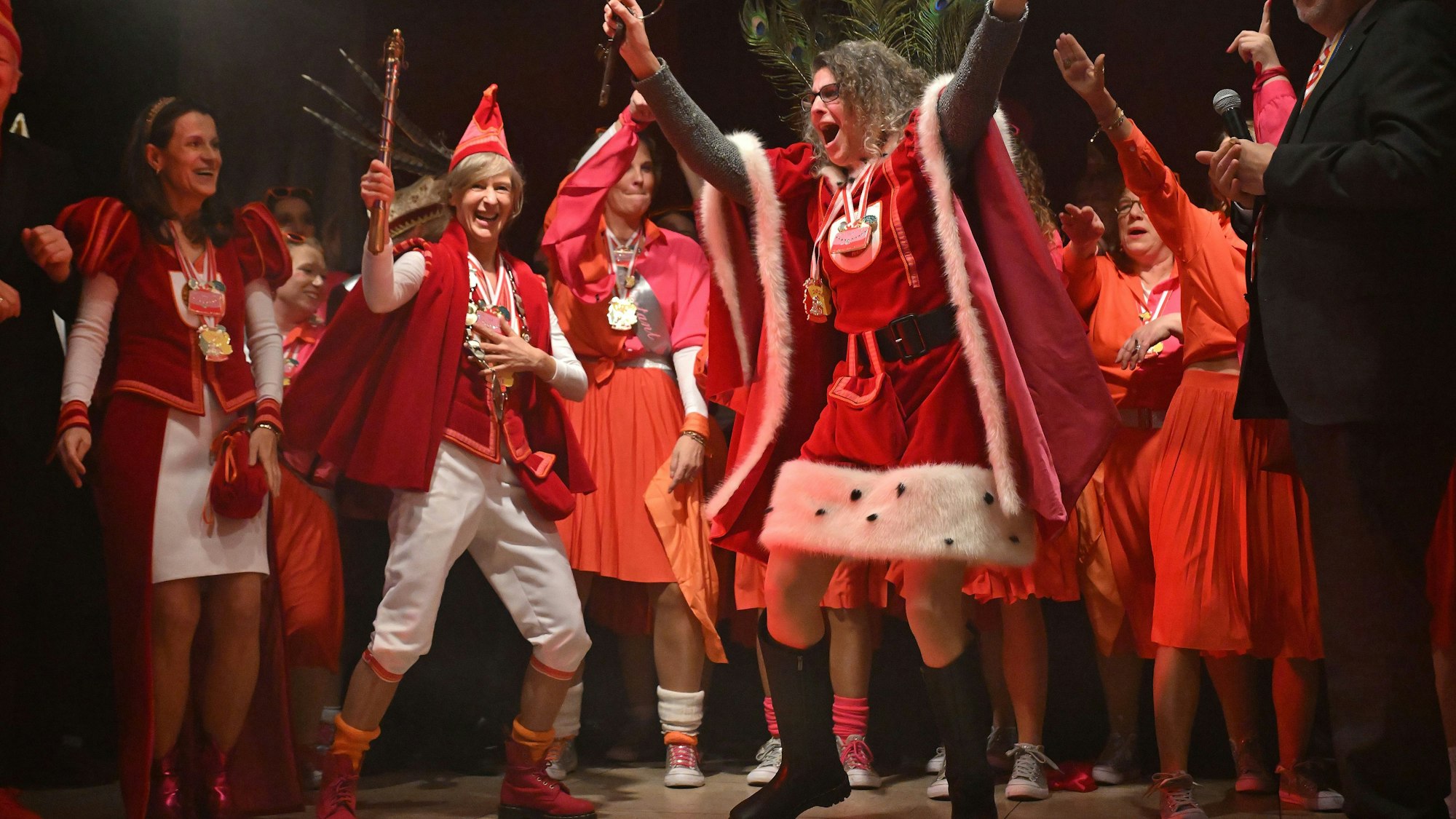 Das Foto zeigt das Immekeppeler Damen-Dreigestirn