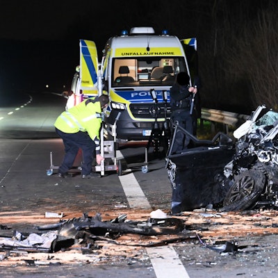 Das Foto zeigt eine Unfallstelle.