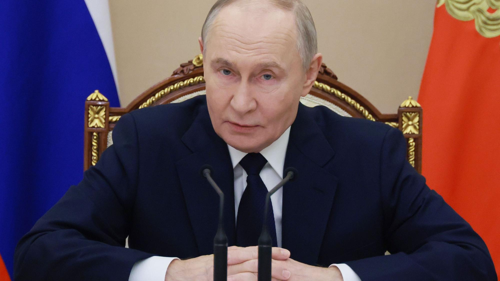 Der russische Präsident Wladimir Putin führt seinen Angriffskrieg gegen die Ukraine fort. (Archivbild)