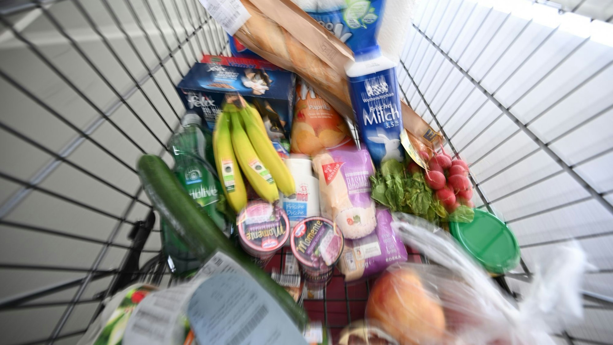 Lebensmittel sind laut Statistischem Bundesamt seit 2020 im Schnitt mehr als 35 Prozent teurer geworden. (Symbolbild)