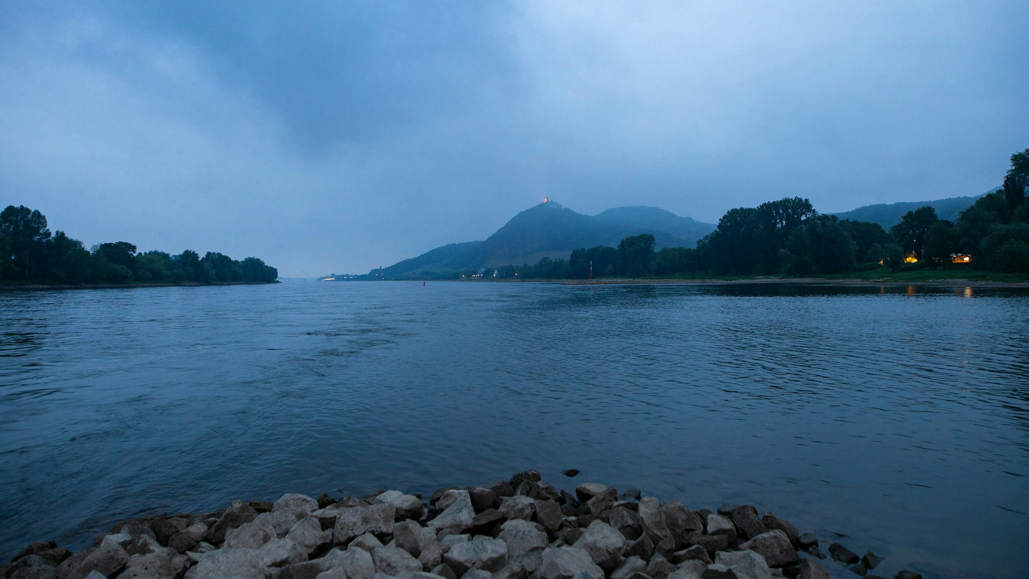 Blick von Bad Honnef aus auf den Rhein (Archivfoto).