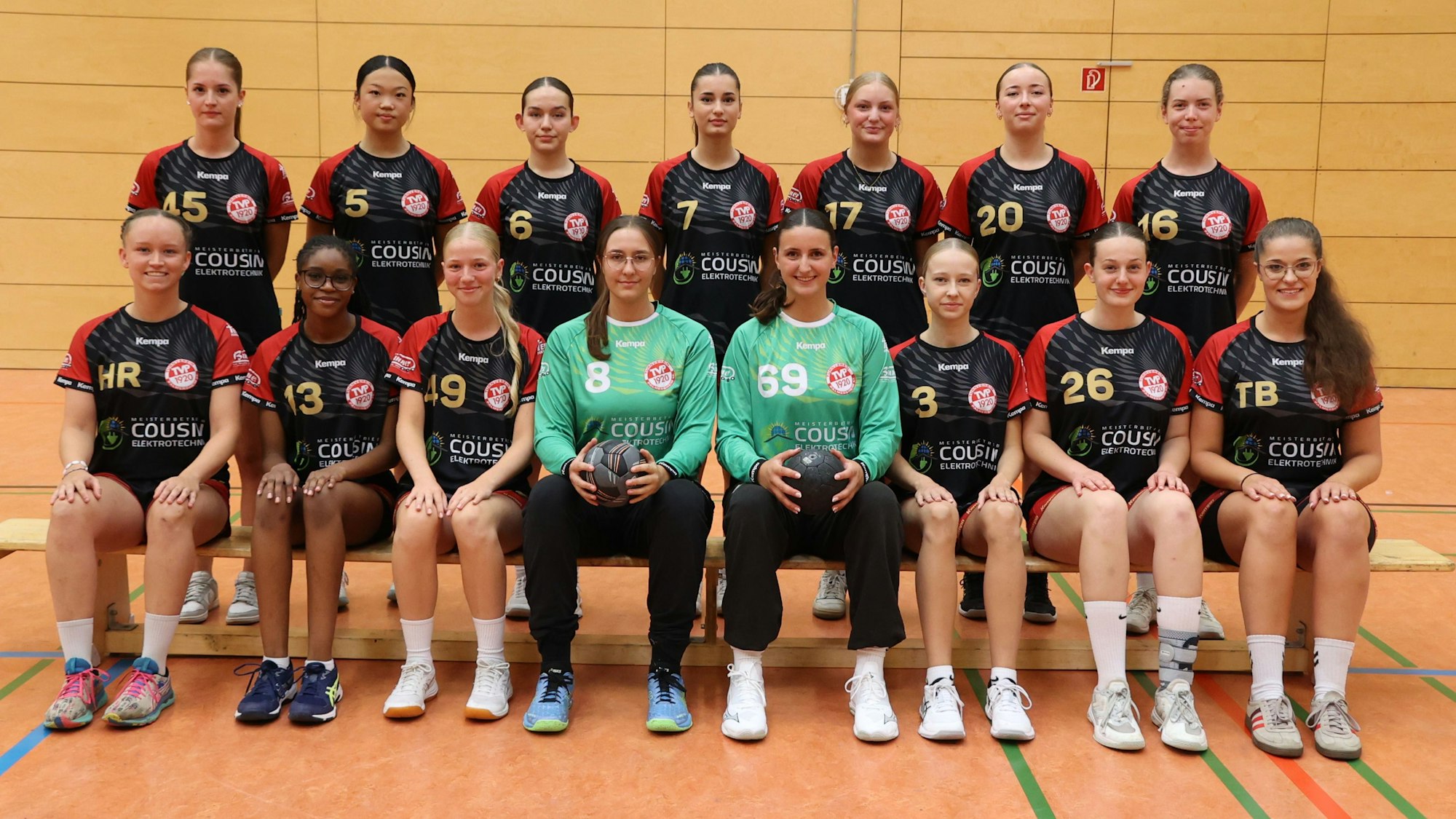 Mannschaftsfoto der Palmersheimer A-Juniorinnen für die Saison 2025/26.