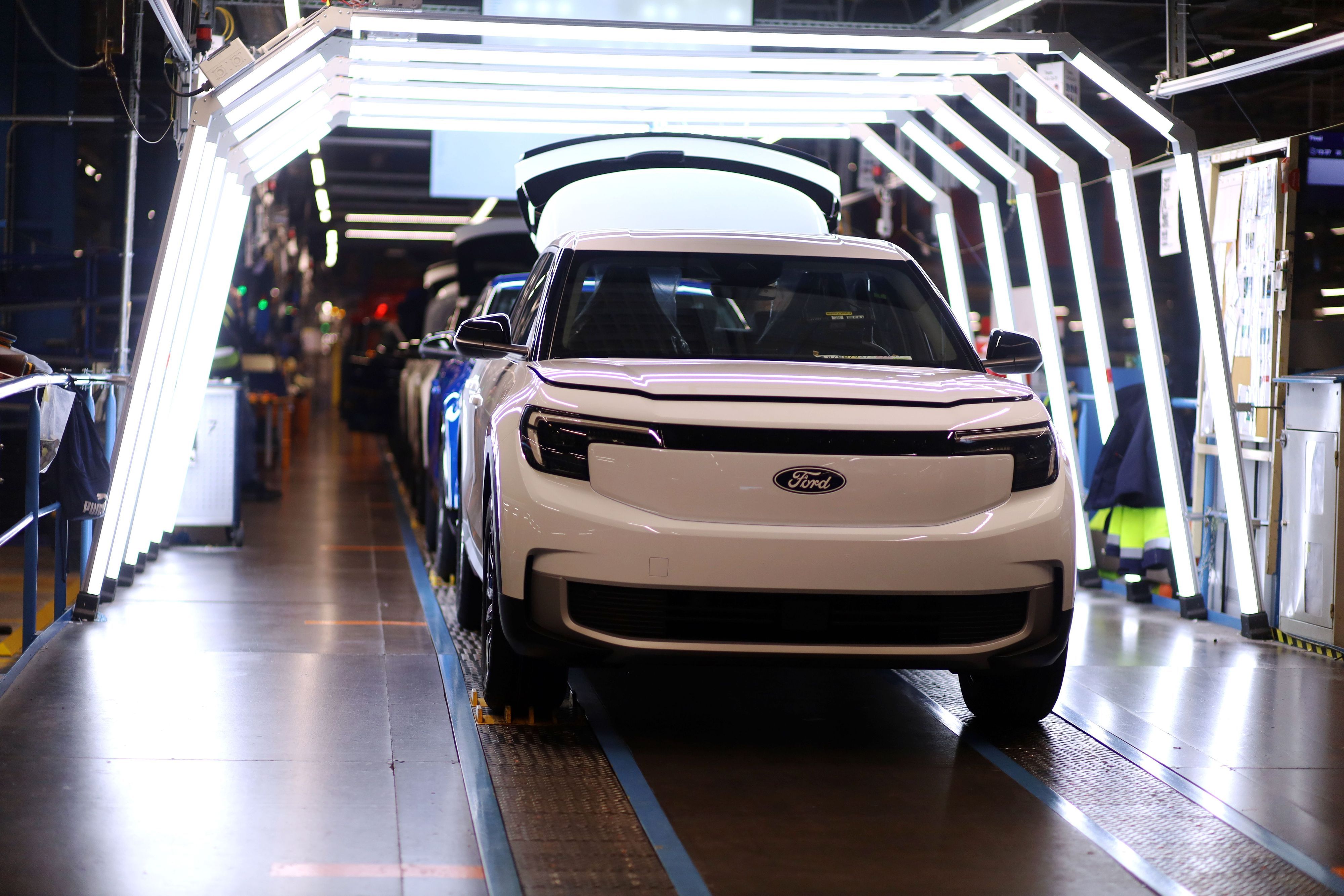 Ford Explorer kurz vor der Abnahme in den Fordwerken in Niehl.