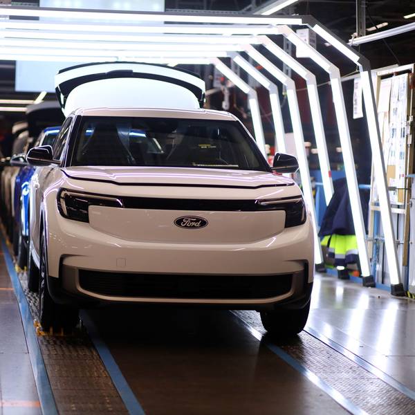 Ford Explorer kurz vor der Abnahme in den Fordwerken in Niehl.
