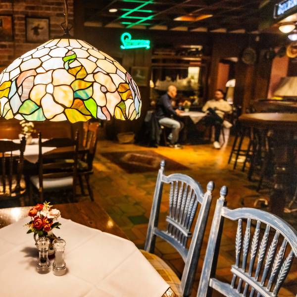 Das ehemalige Gasthaus Nolden ist nun mit Tiffany-Lampen das neue Polonia.