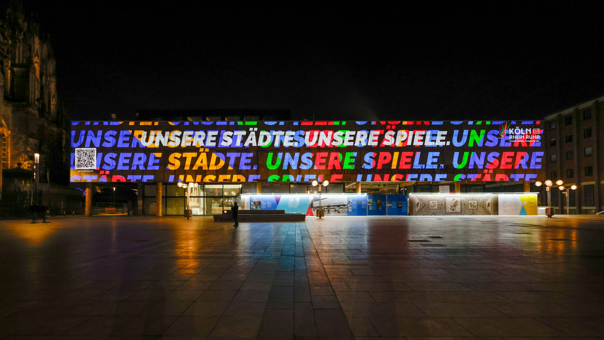 Video-Installation für Olympia am Roncalliplatz in Köln.