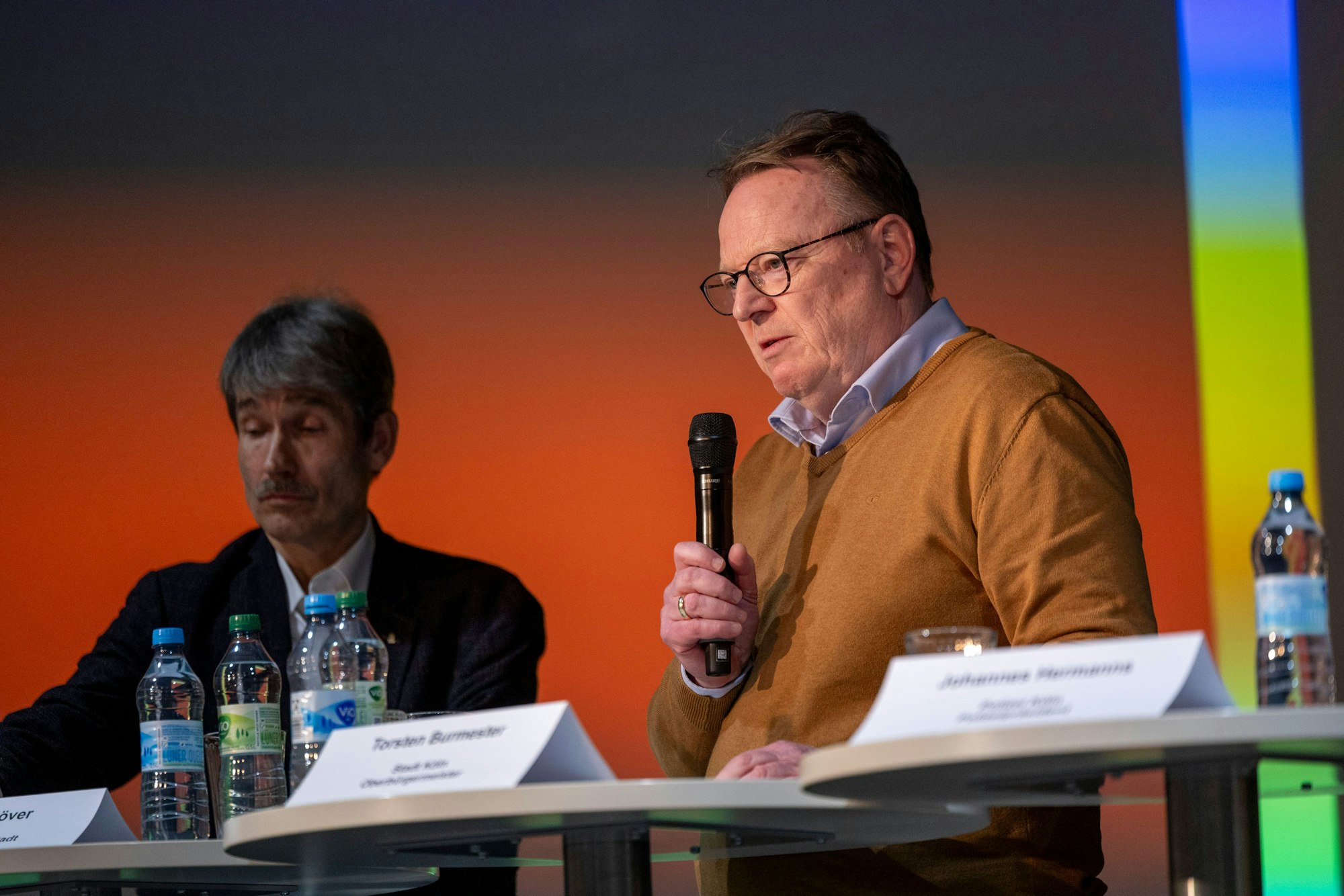 Mit Fragen und Emotionen wurde OB Torsten Burmester konfrontiert