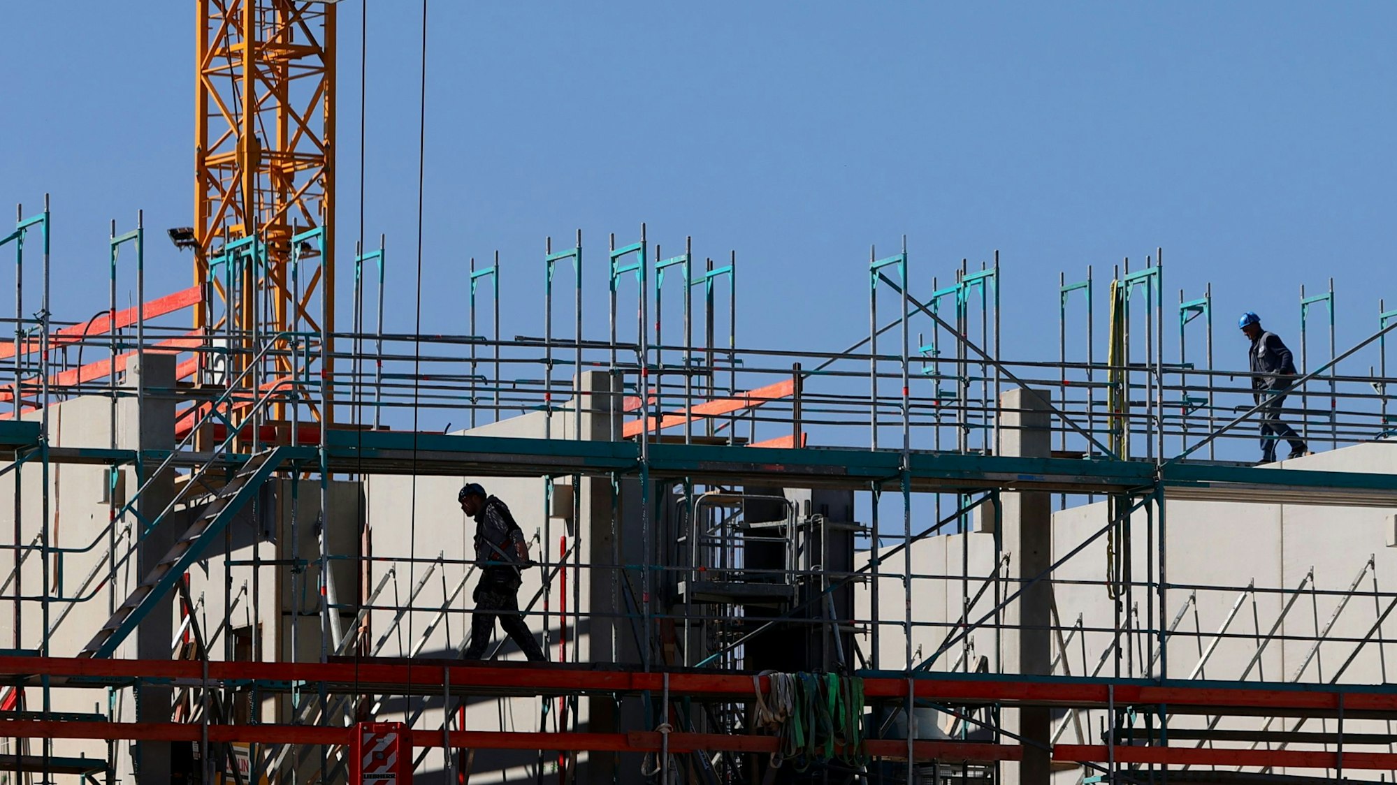 Durch den reduzierten Abitur-Jahrgang 2026 in NRW erwartet das Handwerk spürbare Lücken auf dem Ausbildungsmarkt. (Symbolbild)