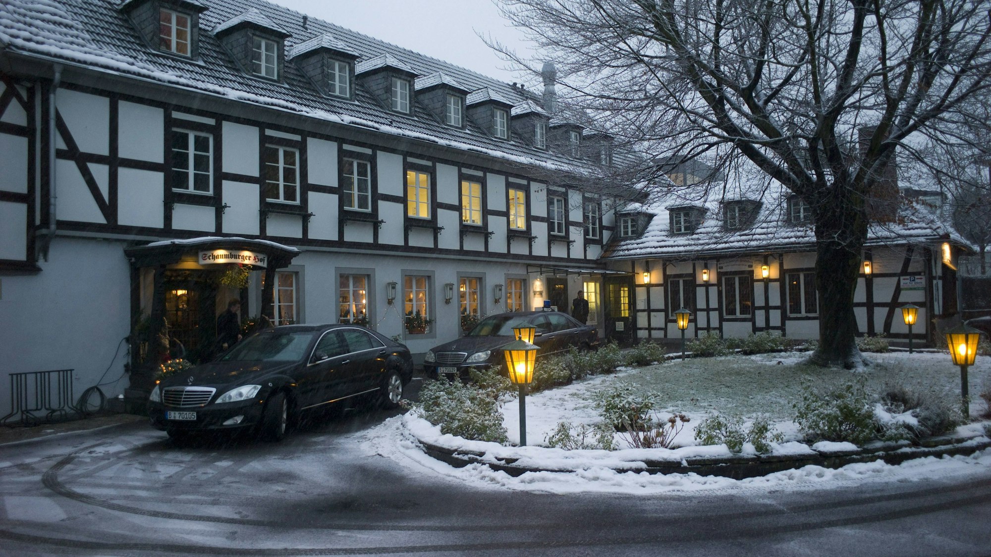 Blick auf das Gasthaus Schaumburger Hof am Rhein in Bonn (Archivfoto).