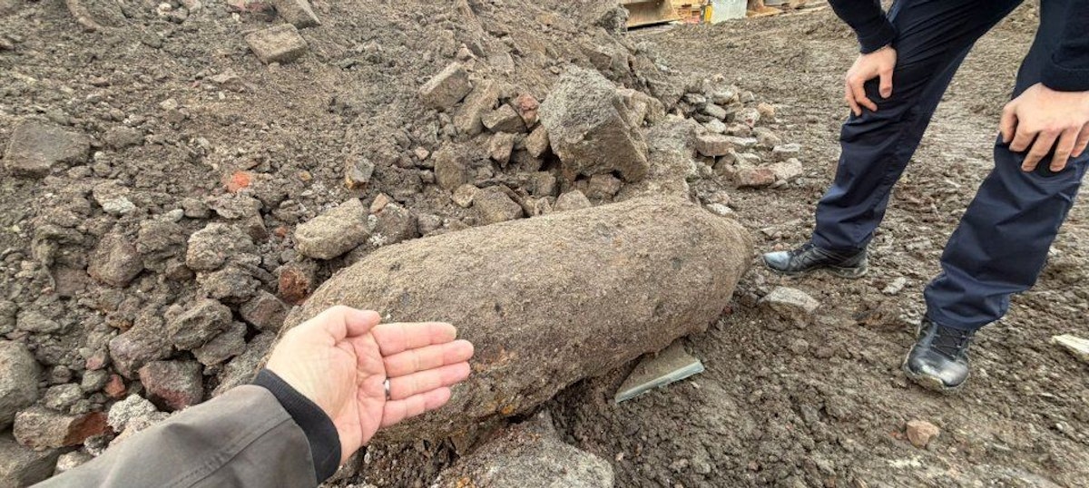 Bahn-Strecke wird gesperrt: Bombe in Aachener Innenstadt – Auch Kölner ...