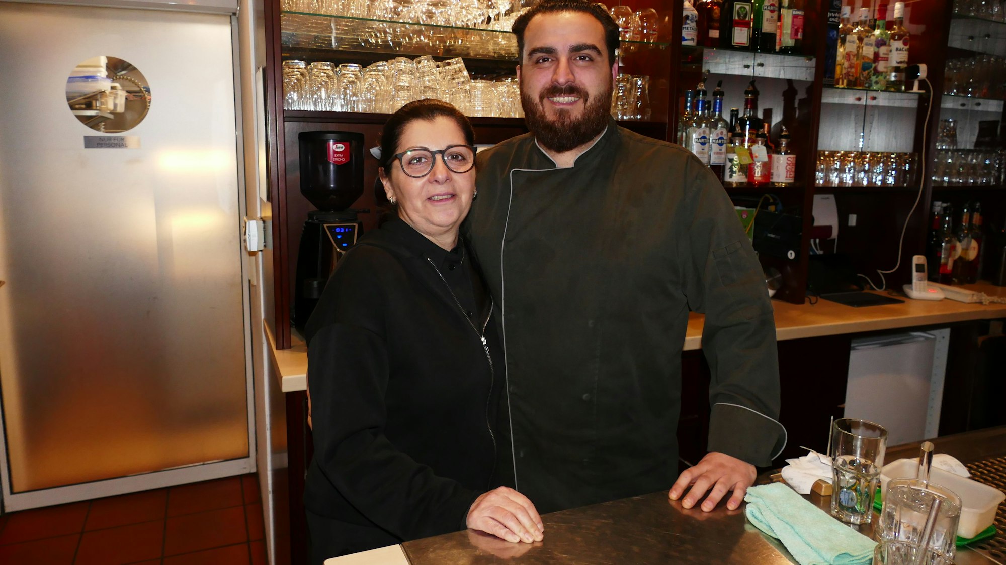 Georgios Voulinos und seine Mutter Kalli Kalantidou sind Urgesteine der Geistinger Gastronomie.