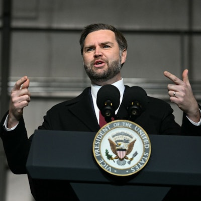 Vances Vergleich mit der US-Wirtschaft sorgt für Irritationen: „Die Titanic lässt sich nicht über Nacht wenden.“