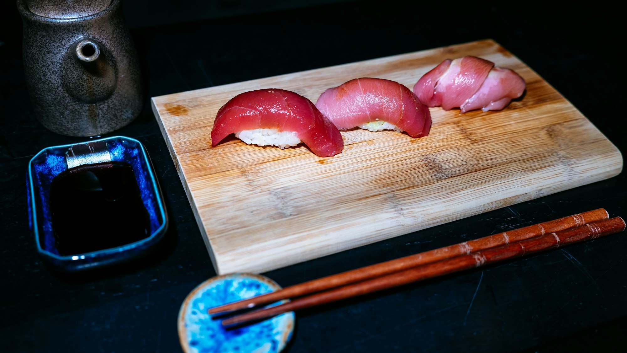 Edle Nigiri im Kölner Restaurant ITOCosta Belibasakis