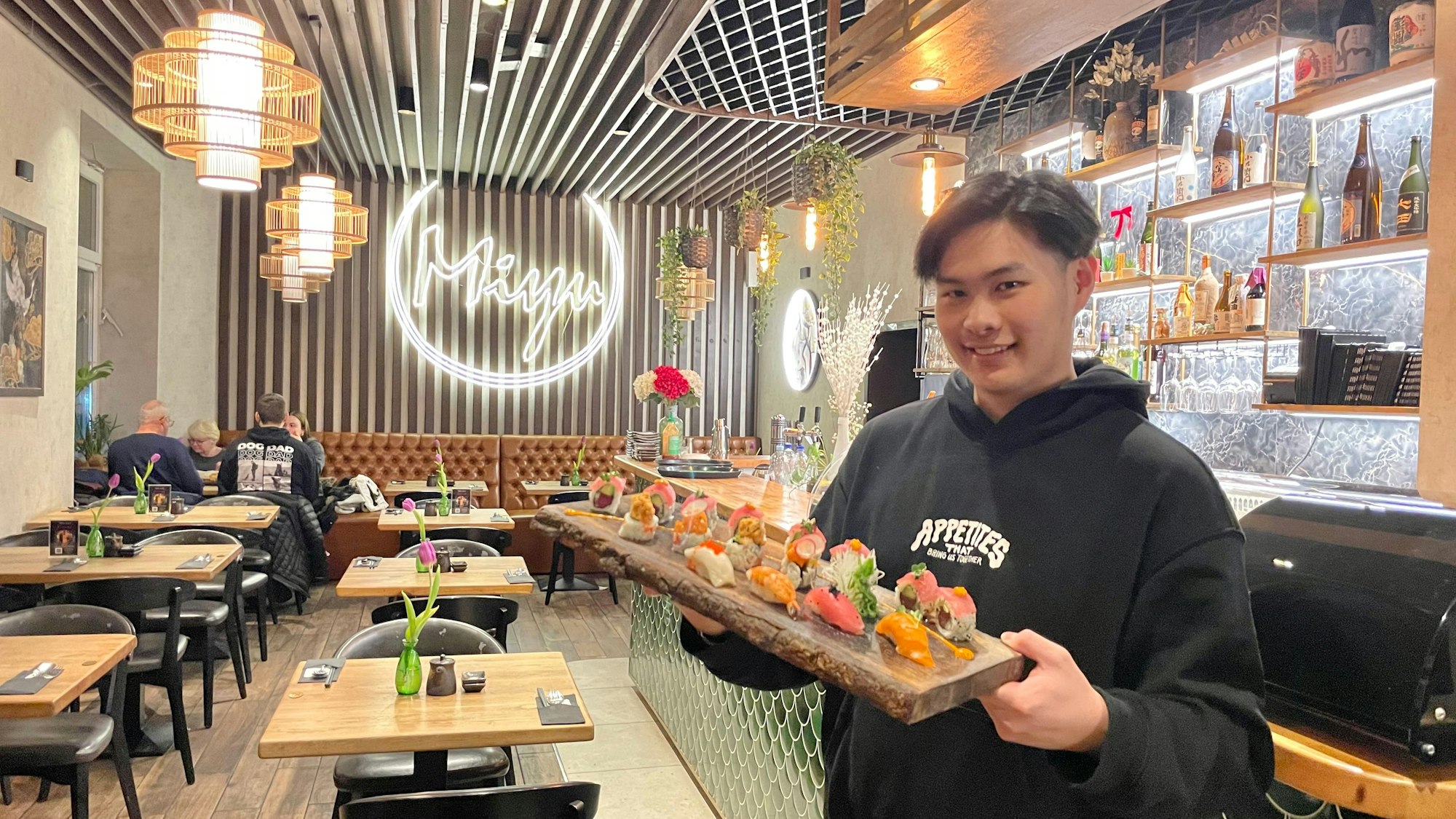 Elian Nguyen arbeitet seit Anfang des Jahres im Miyu, das asiatischen Gerichte mit europäischen Einflüssen fusioniert.