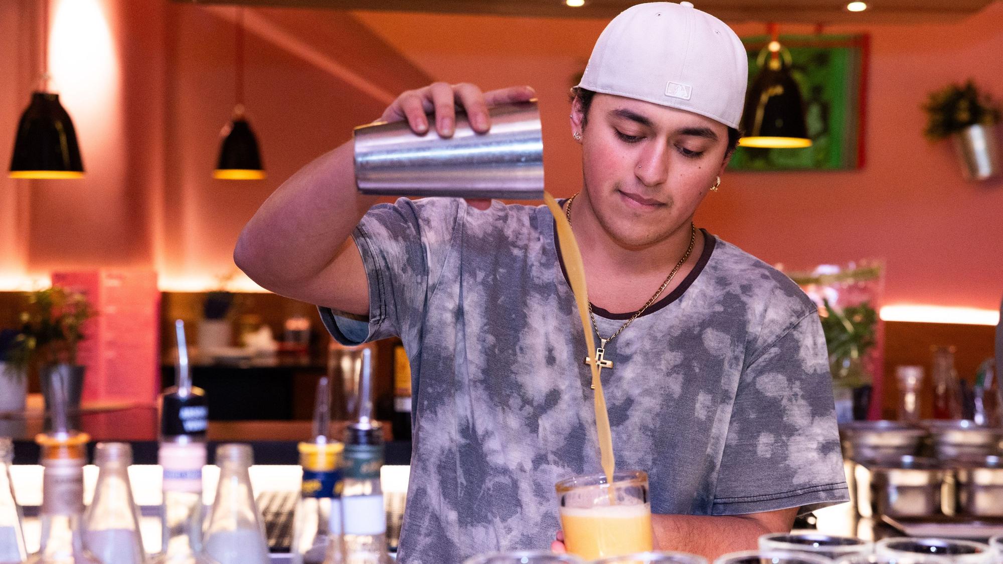 Tacos, Fajitas und Cocktails: Mexikanische Speisen und Getränke mit internationalen Zutaten gibt es im Little Mexico.Jerry mixt