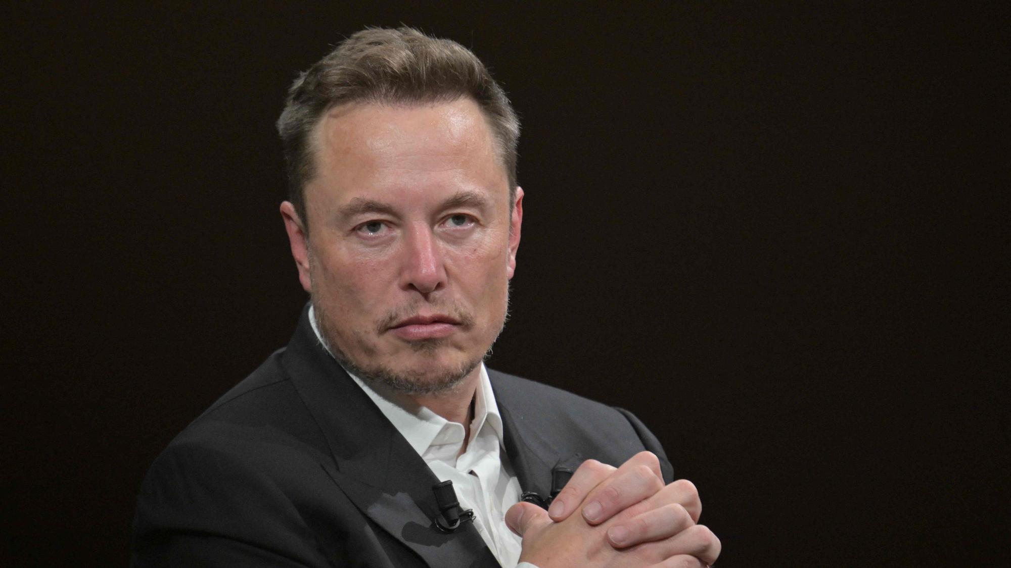 Elon Musk steht unter anderem wegen der KI-Instanz Grok in der Kritik.
